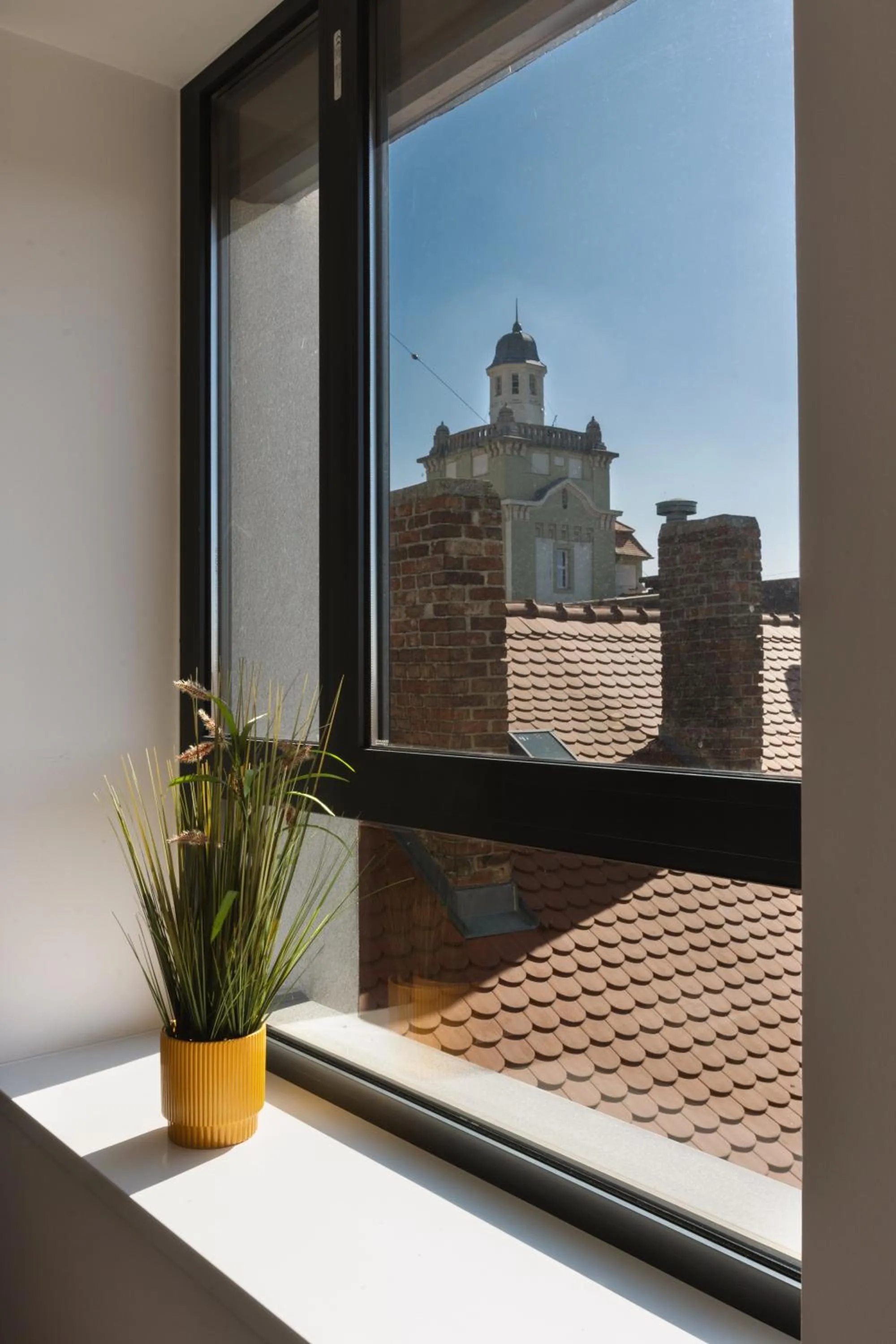 Day in R73 Residences