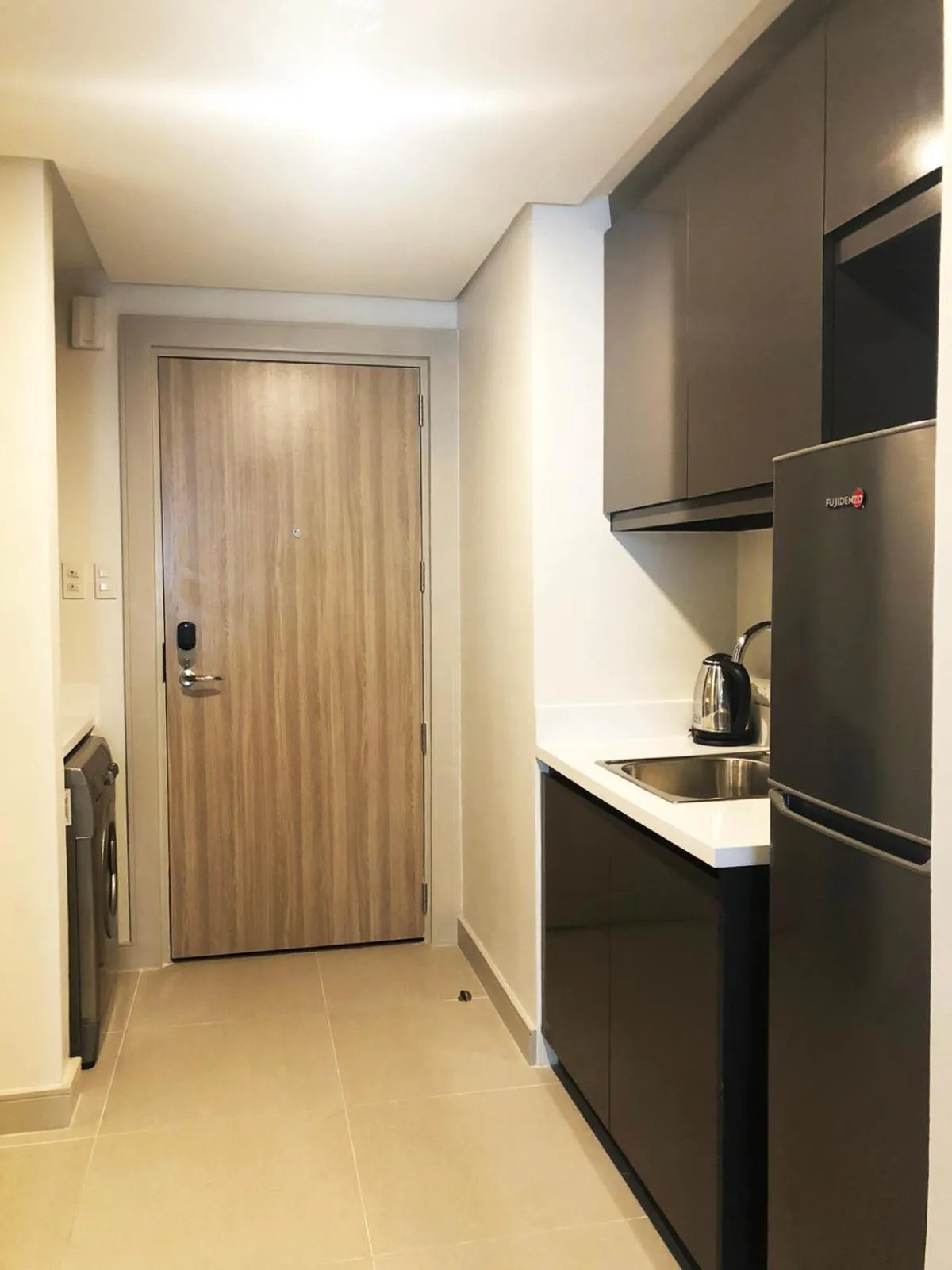 Kitchen or kitchenette in The Residences at BCCT