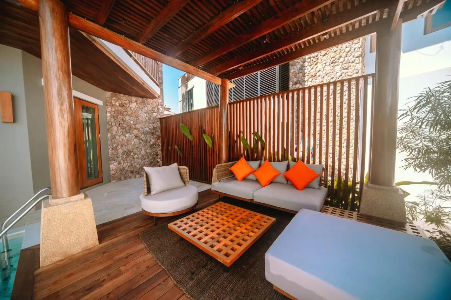 Balcony/Terrace in Yotaka Khanom