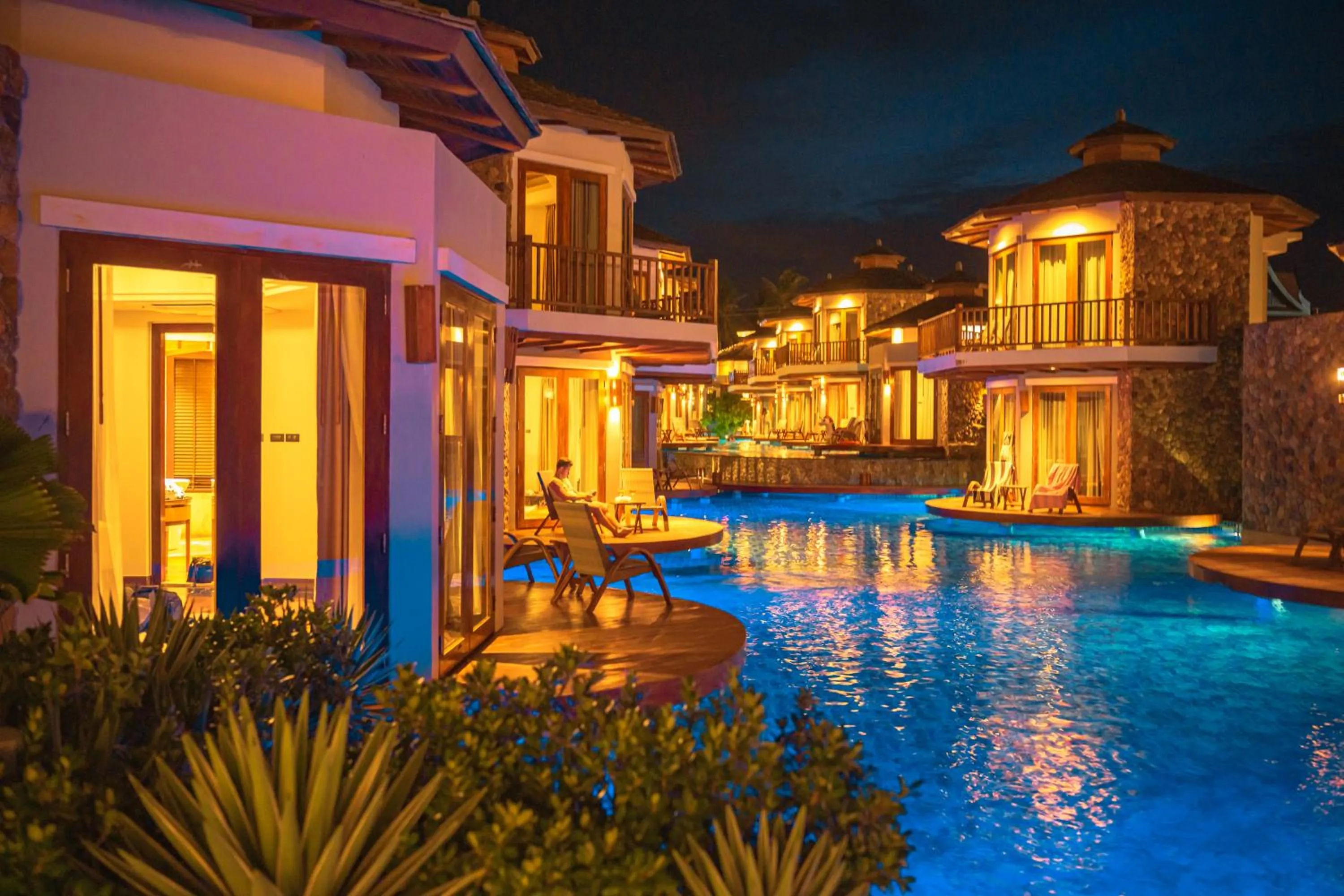 Property building in Yotaka Khanom