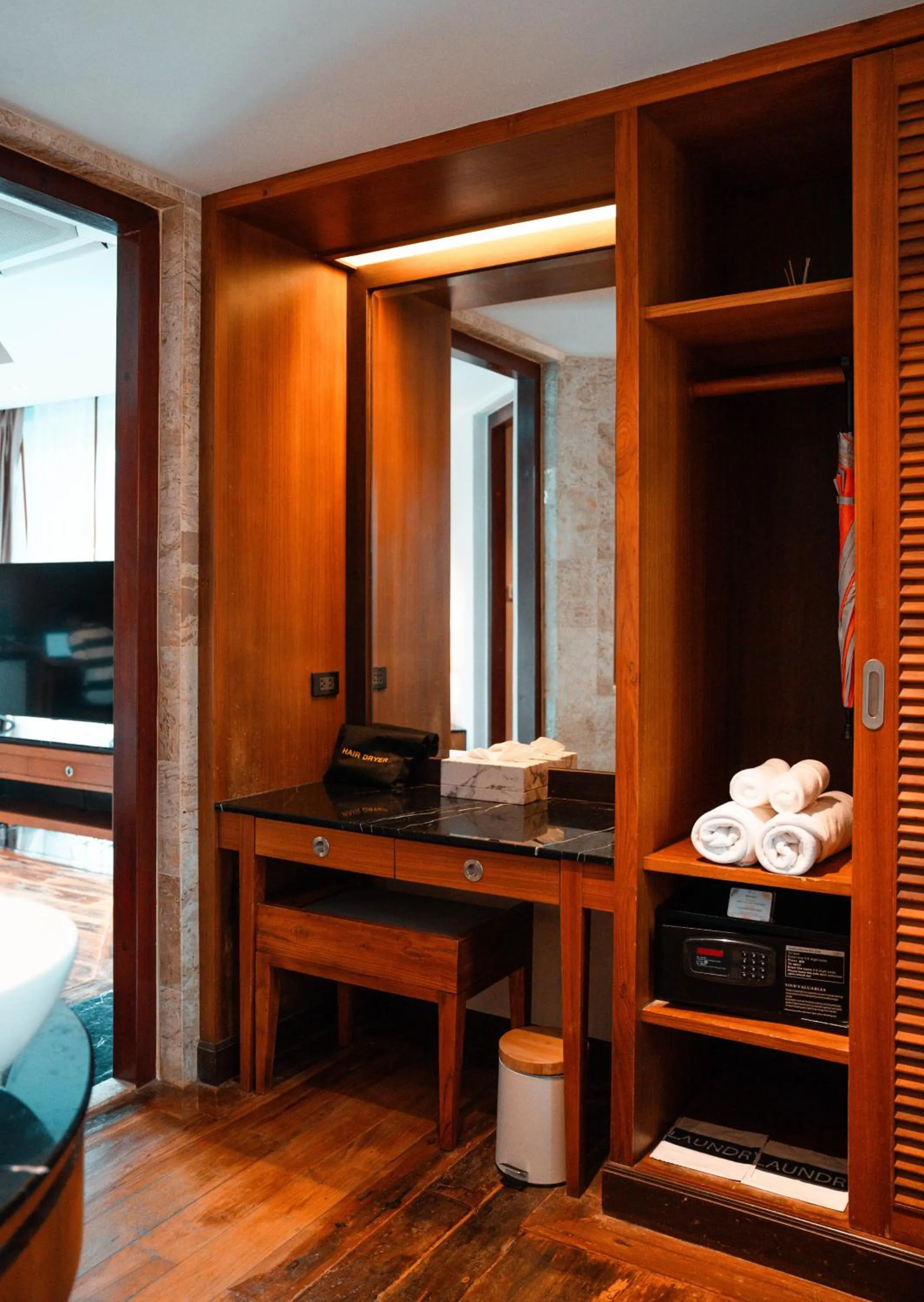 safe, Bed in Yotaka Khanom