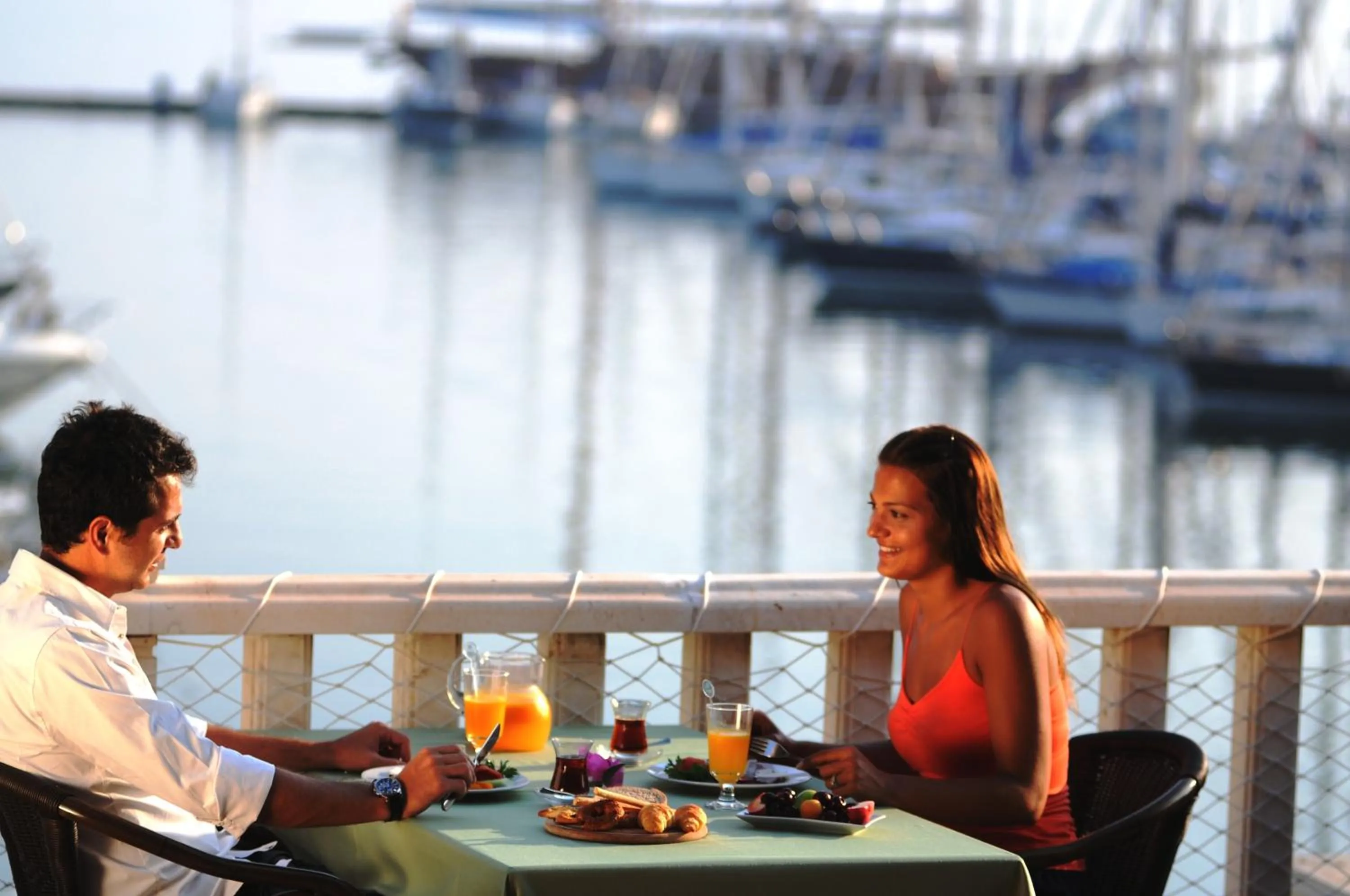 Restaurant/places to eat in Ece Saray Marina Resort