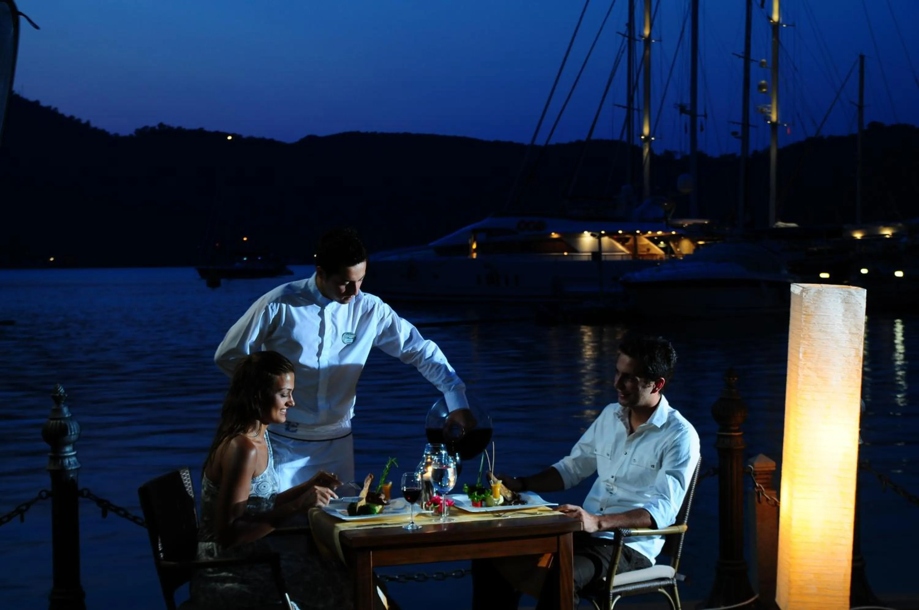 Restaurant/places to eat in Ece Saray Marina Resort