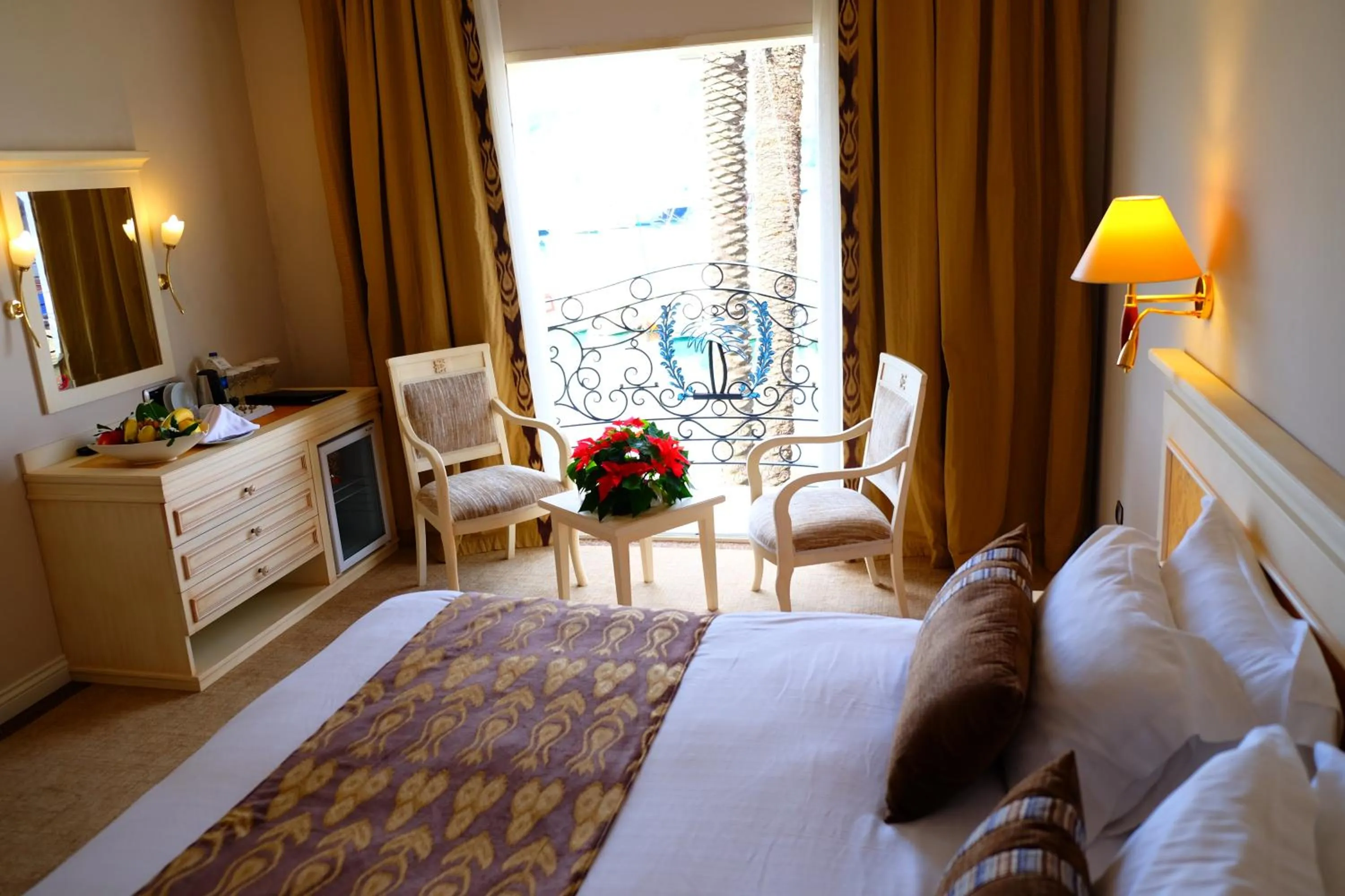 bunk bed, Bed in Ece Saray Marina Resort