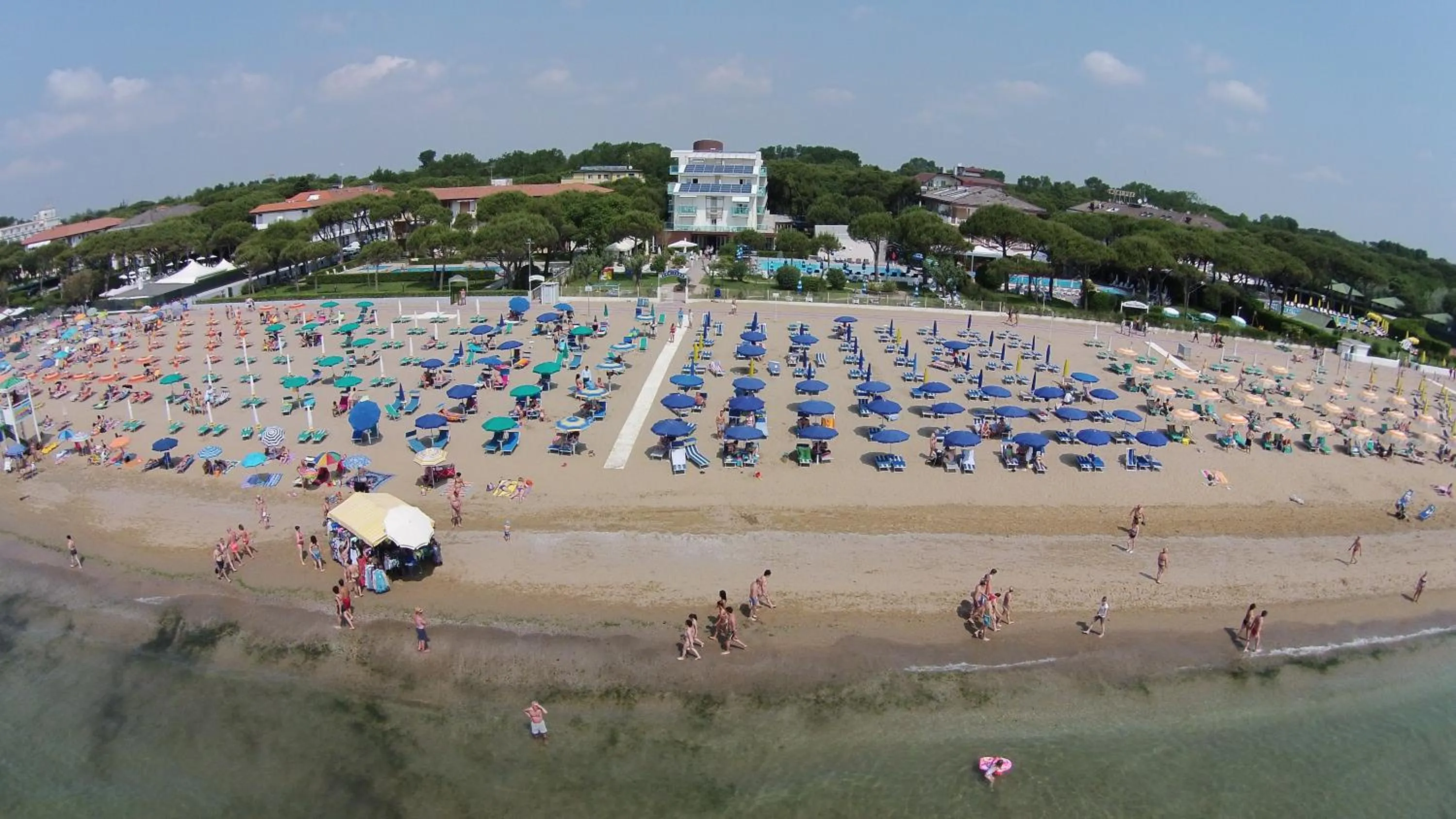 Bird's eye view in Park Hotel Ermitage Resort & Spa