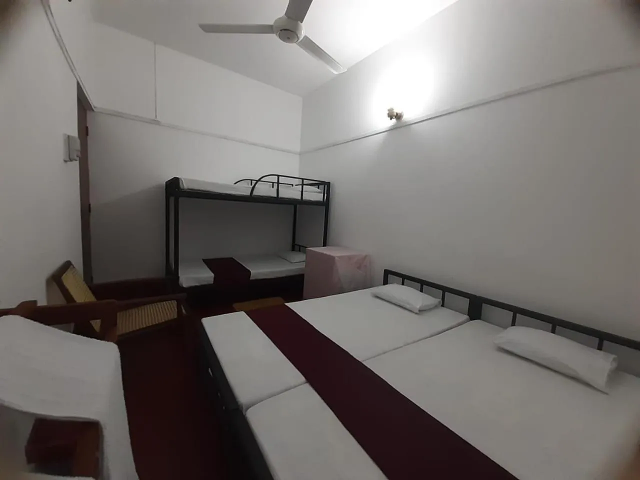 Photo of the whole room, Bed in Lazy Bear Best Hostel in Kandy