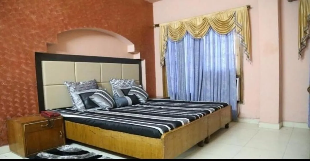 Bed in Hotel Abhi international