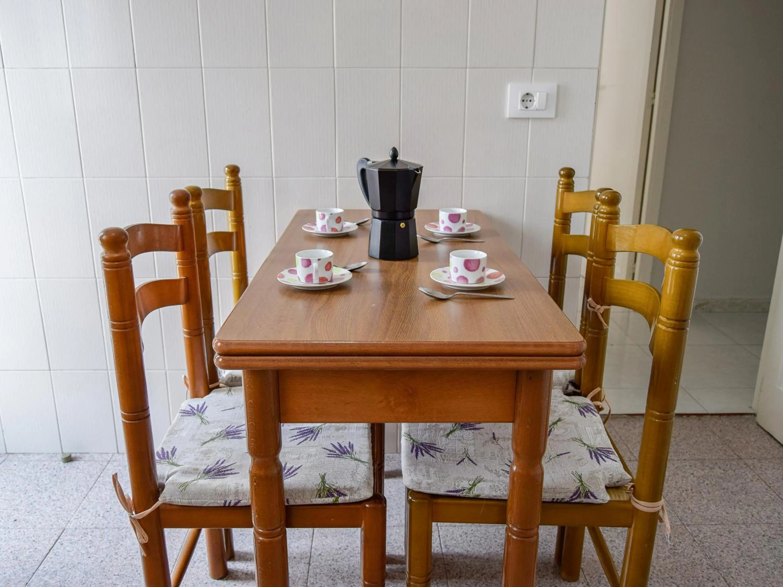 Dining area in Apartamentos Portonovo 3000