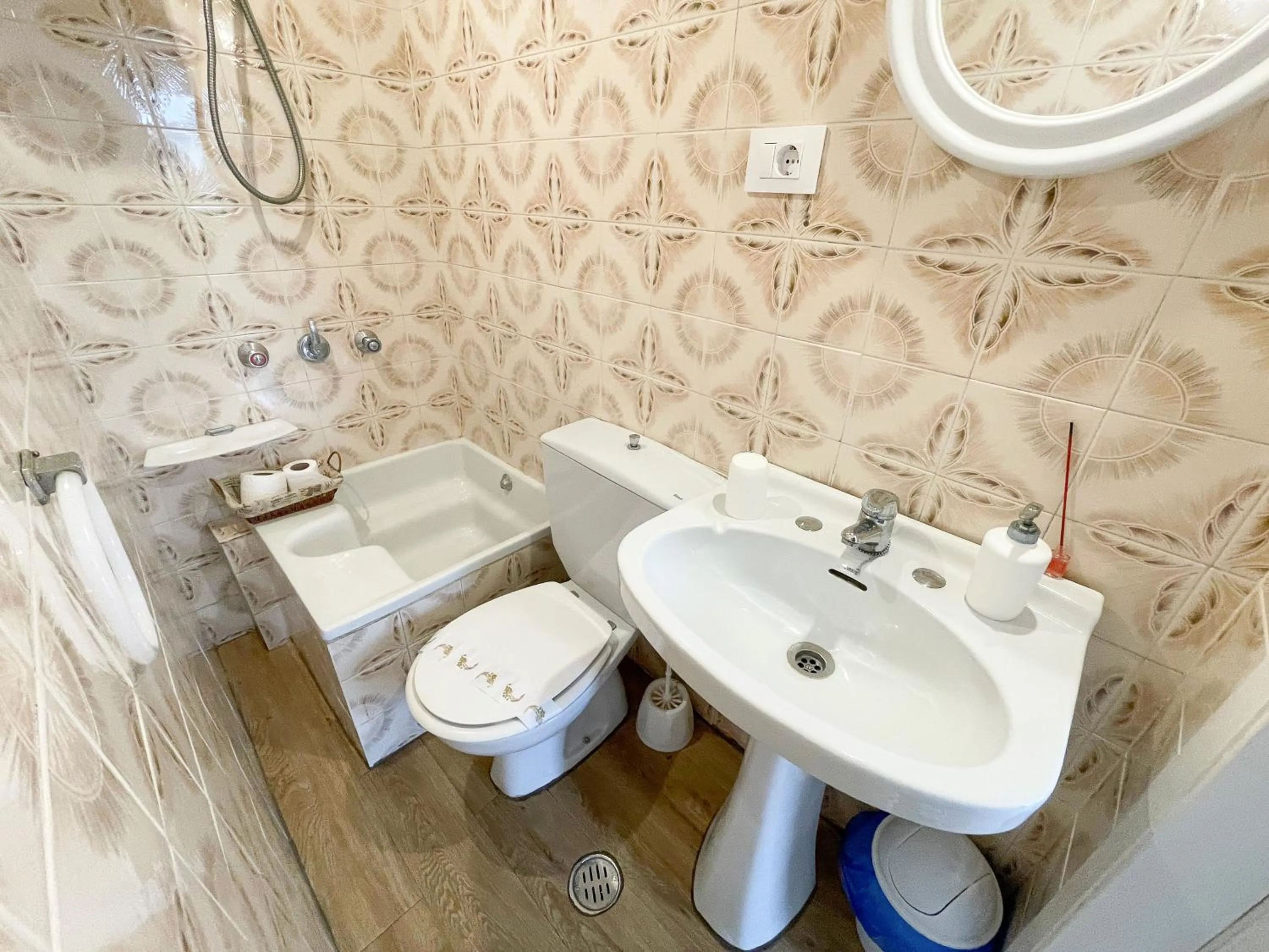 Bathroom in Apartamentos Portonovo 3000