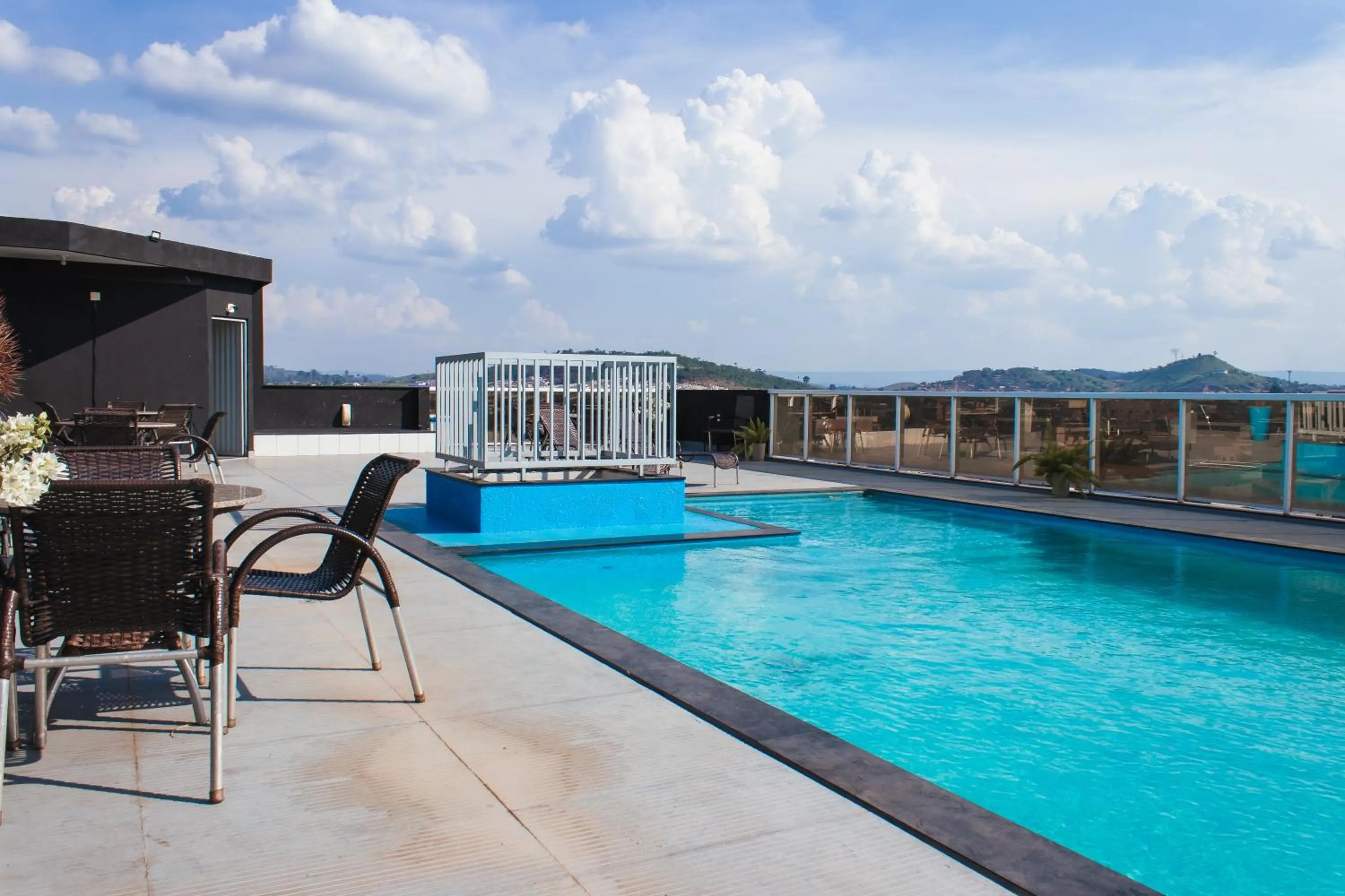 Swimming pool in Atrium Express Hotels