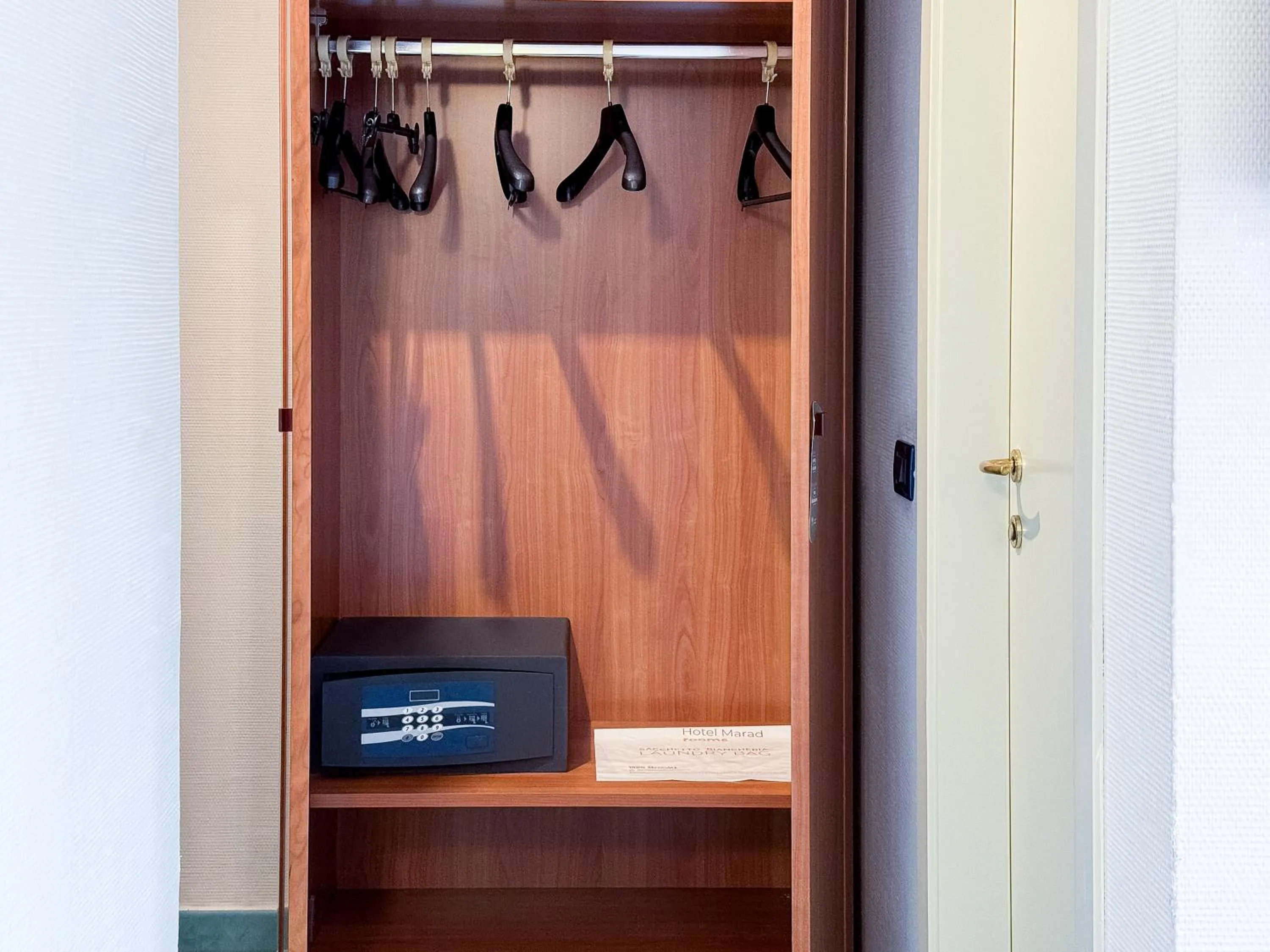 furniture in Hotel Marad