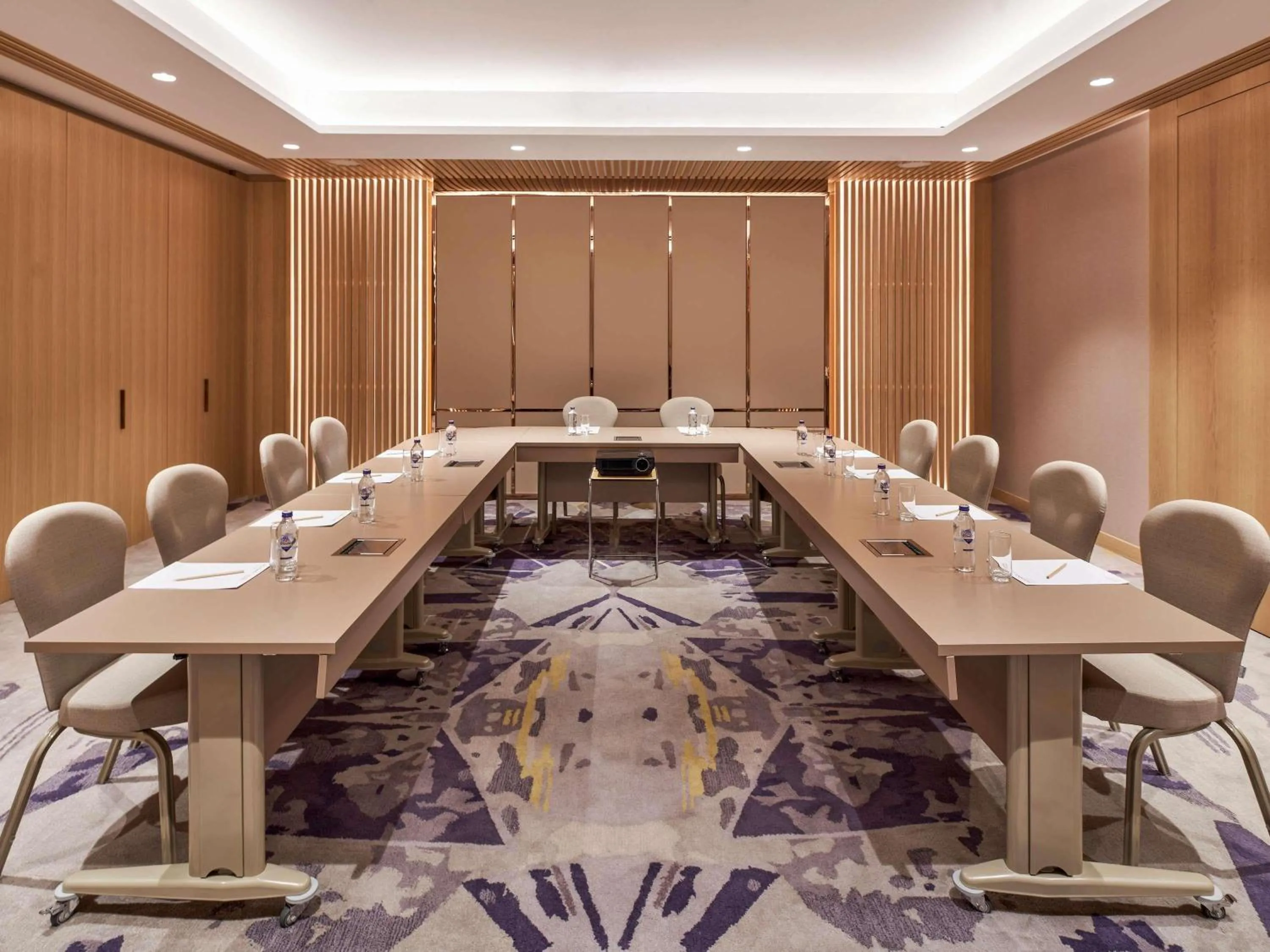 Meeting/conference room in Mövenpick Hotel Istanbul Bosphorus