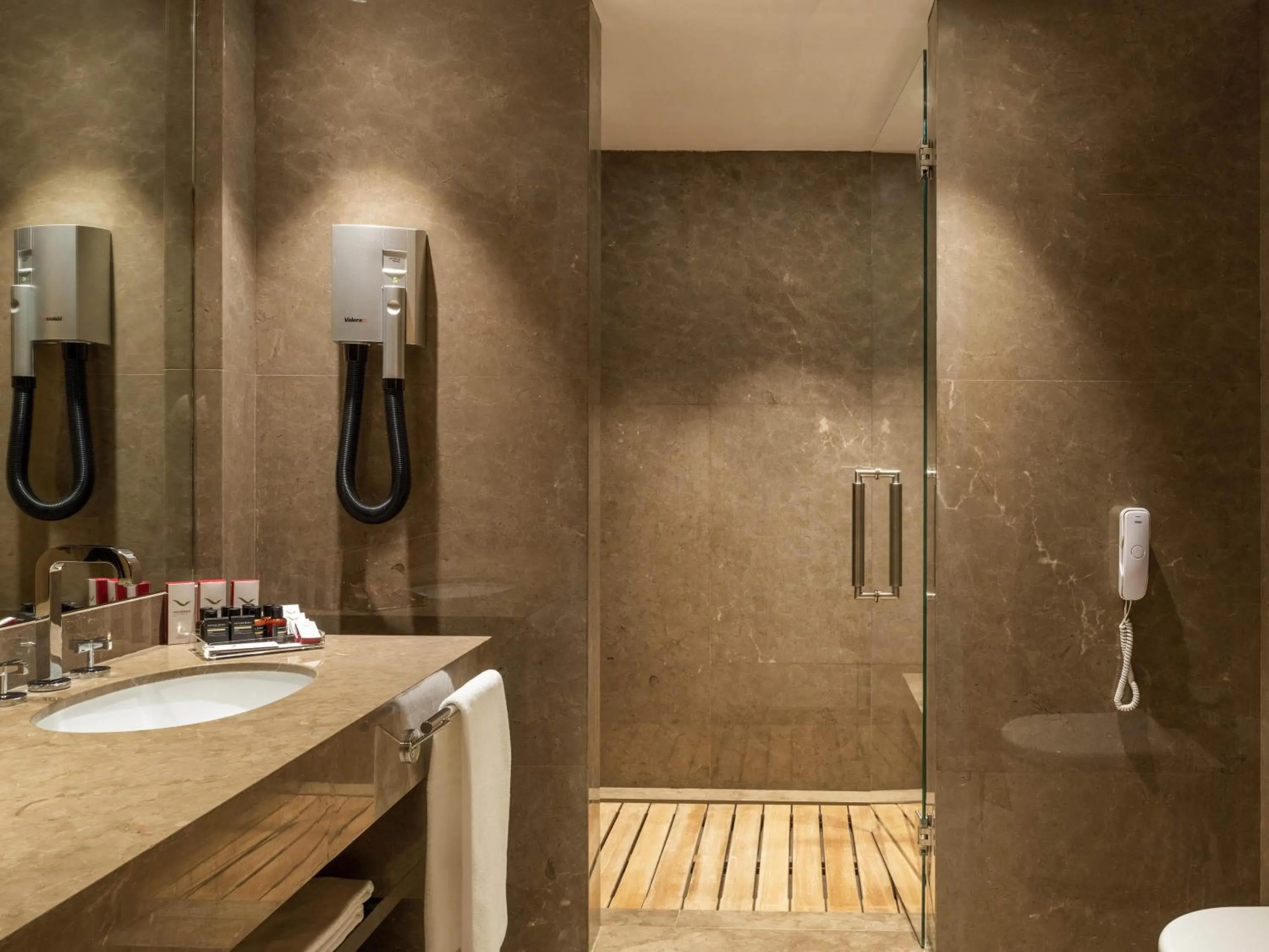 Bedroom in Mövenpick Hotel Istanbul Bosphorus