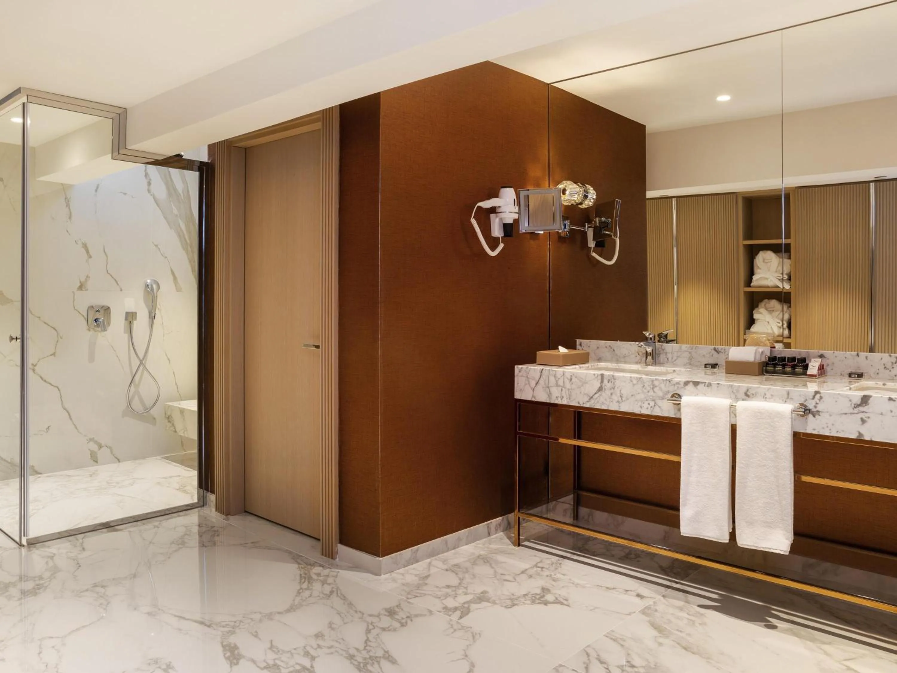 Bedroom in Mövenpick Hotel Istanbul Bosphorus