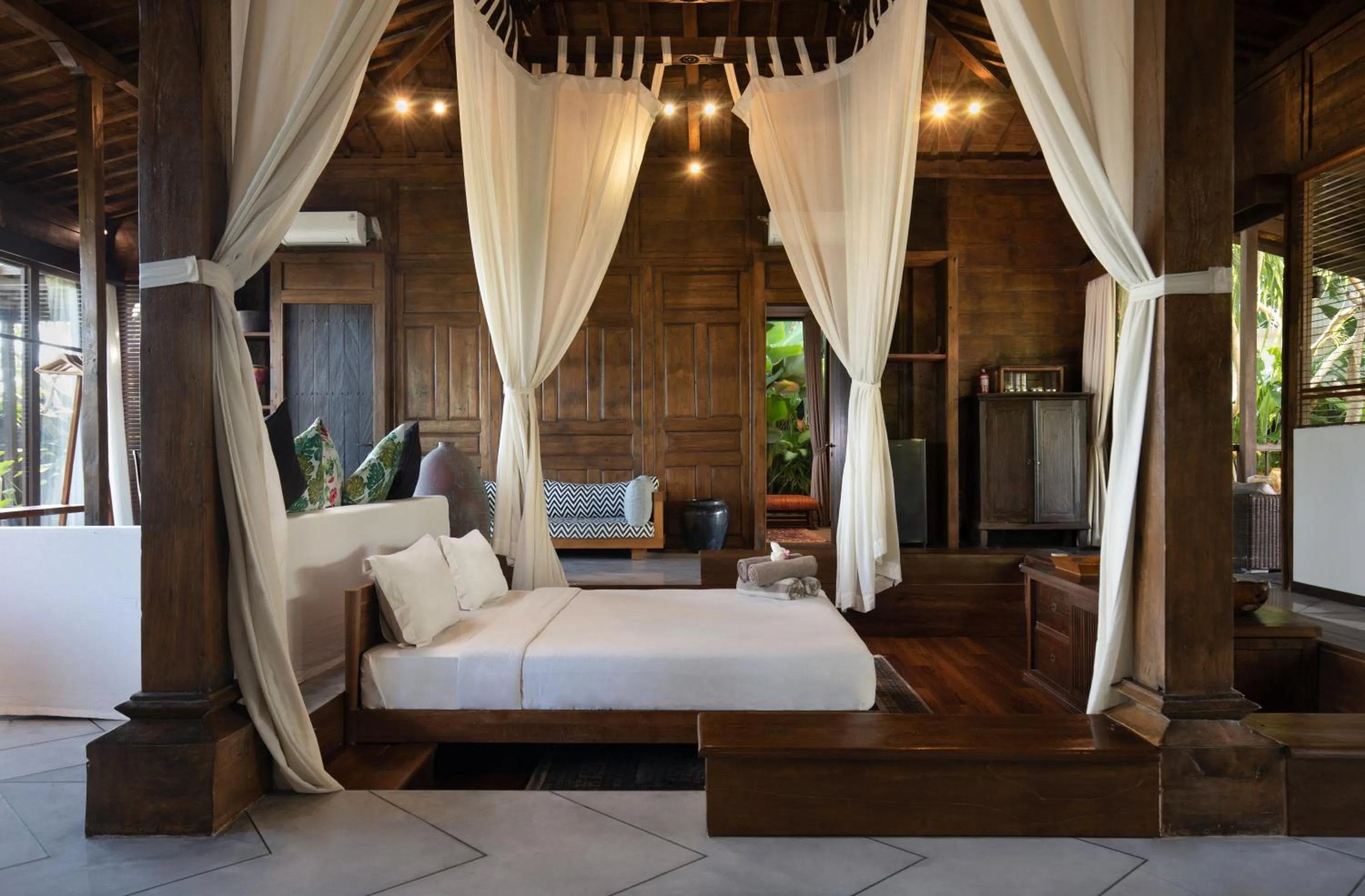 Bed in Villa Markisa Echo Beach