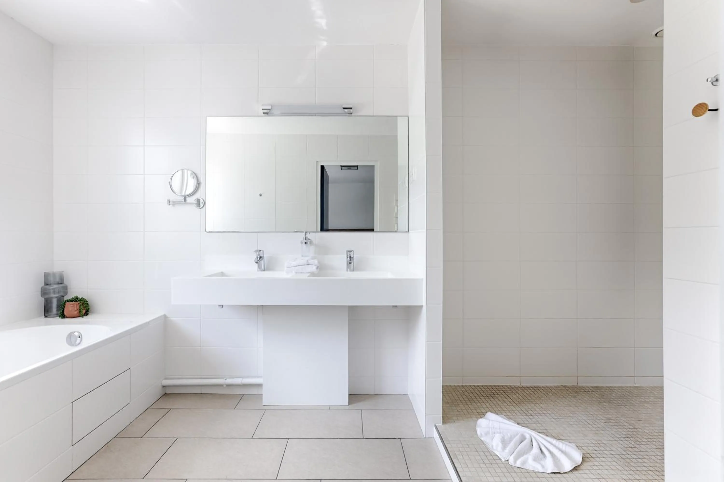 Bathroom in La Coudraie - Proche de Disneyland