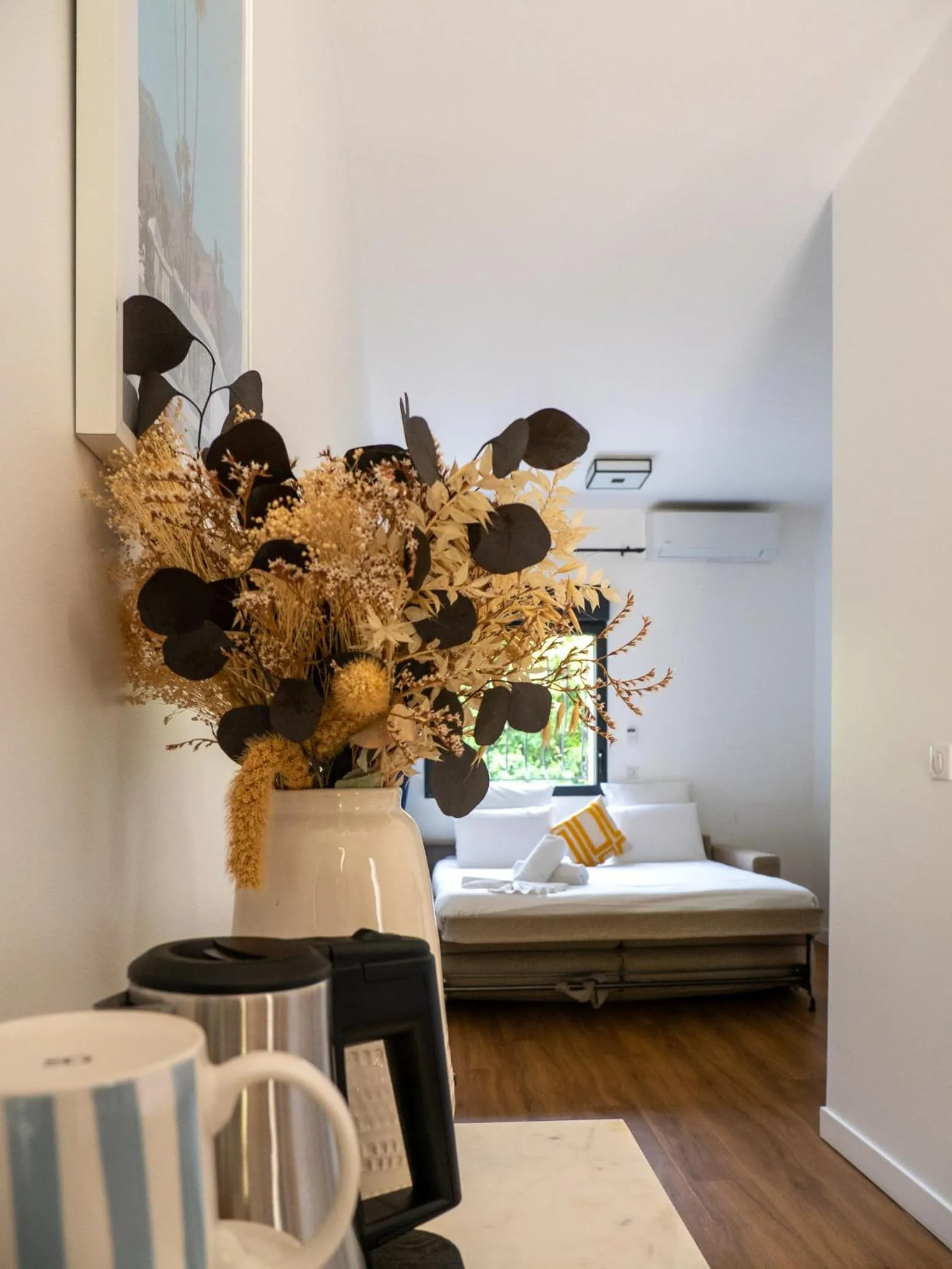 Photo of the whole room, Bed in La Coudraie - Proche de Disneyland