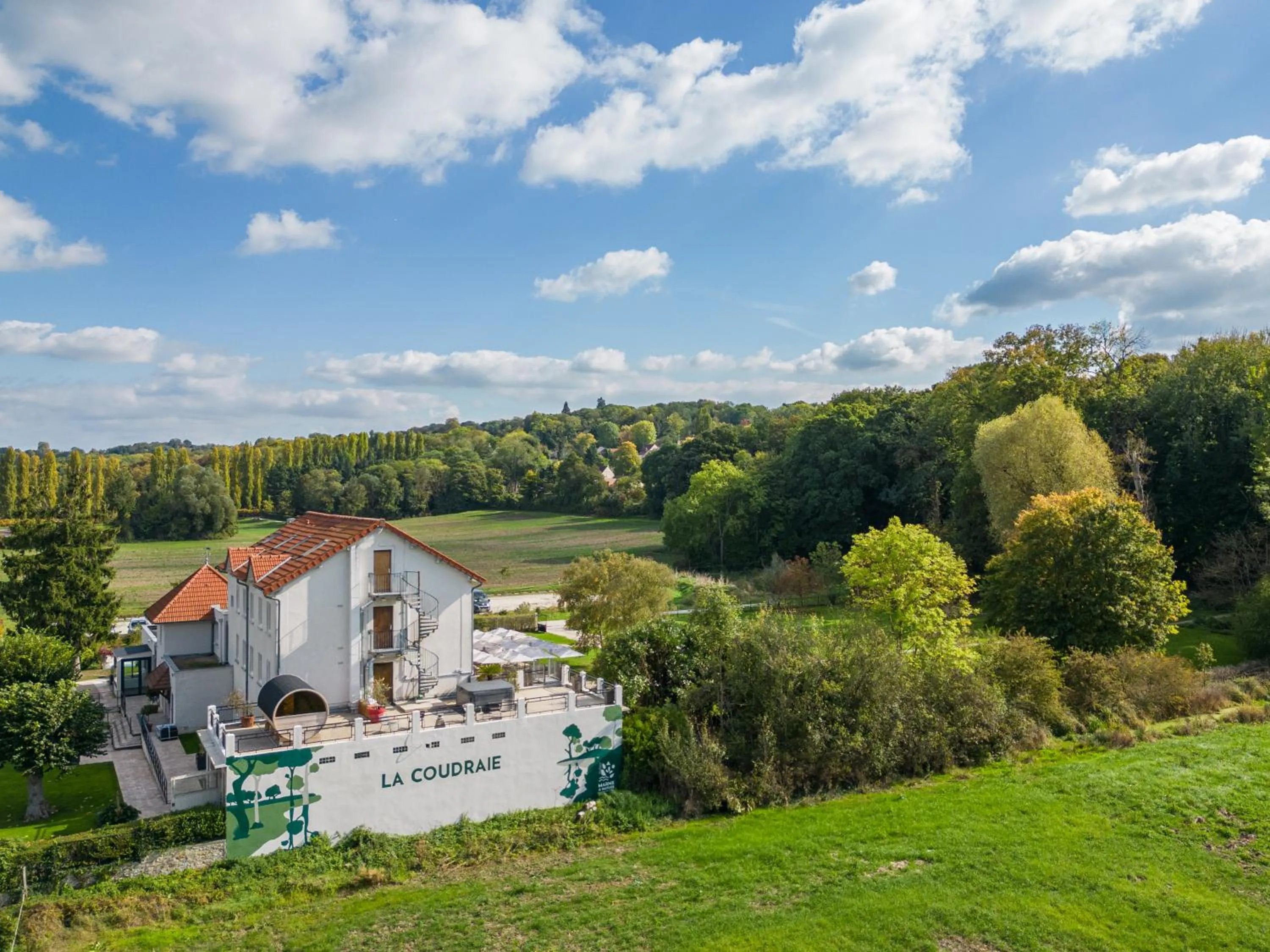 Property building in La Coudraie - Proche de Disneyland