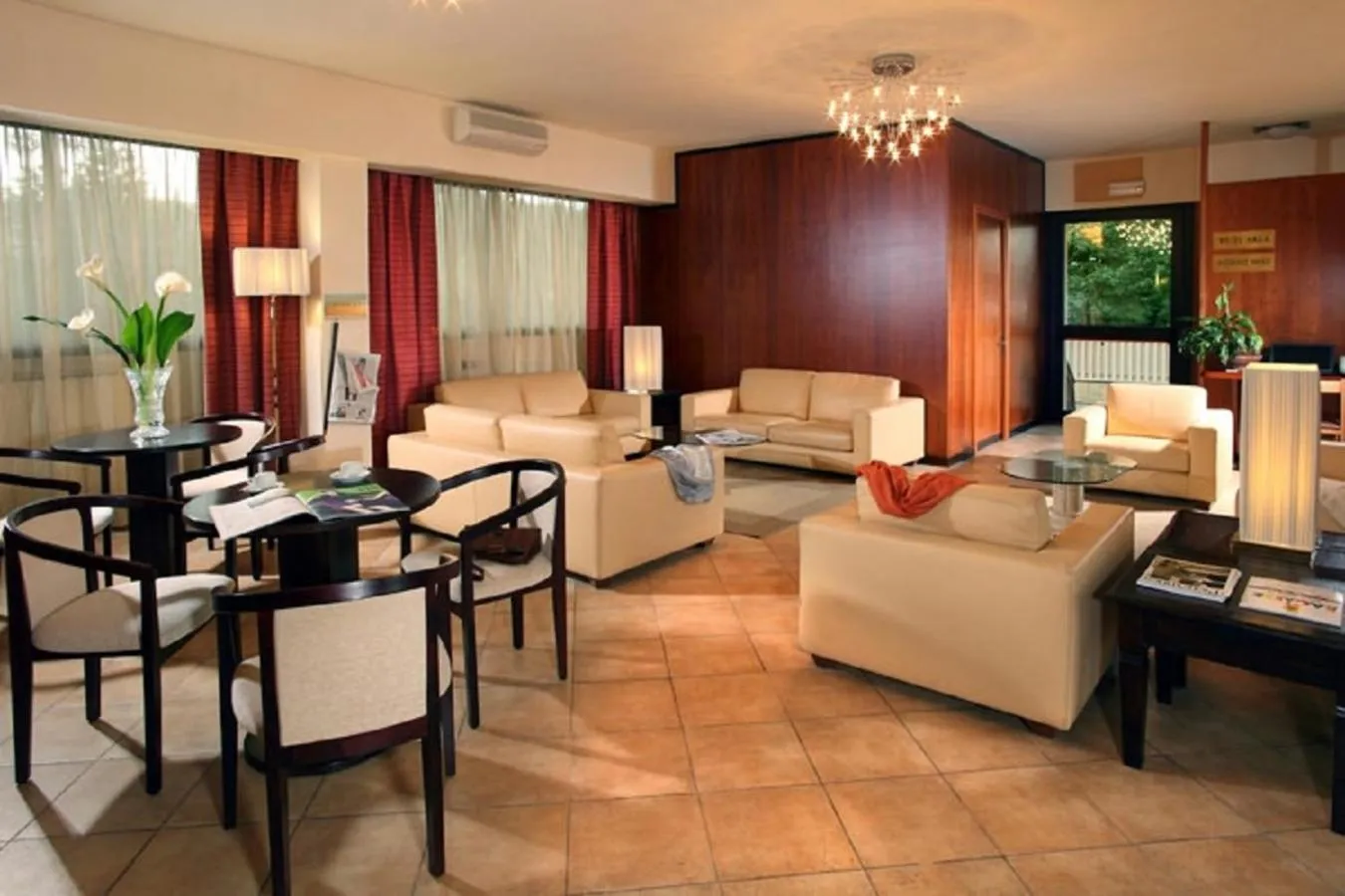 Lobby or reception in Hotel Cassia