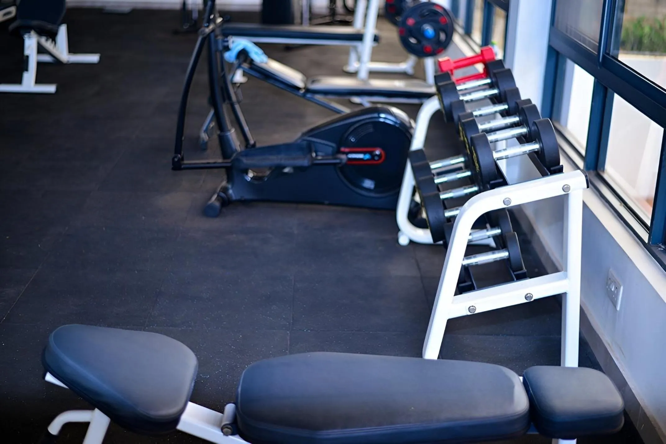 Fitness centre/facilities in Canwin Hotel