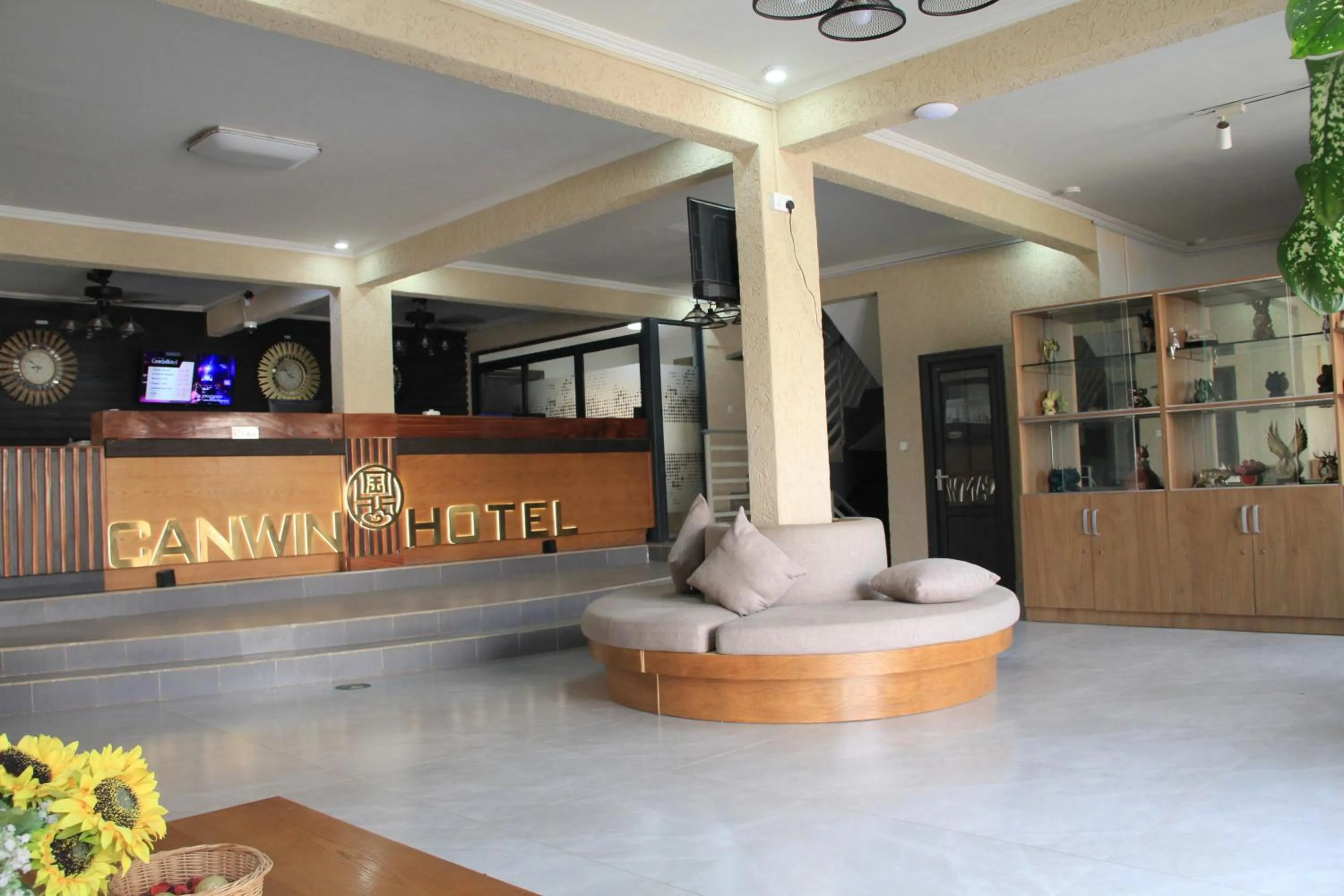 Lobby or reception in Canwin Hotel