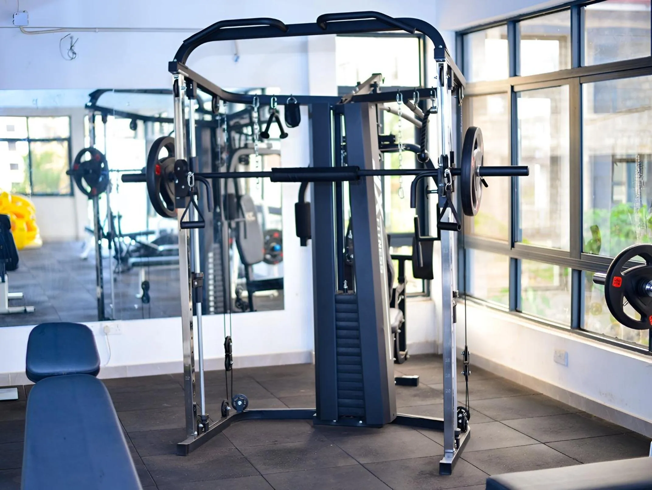 Fitness centre/facilities in Canwin Hotel