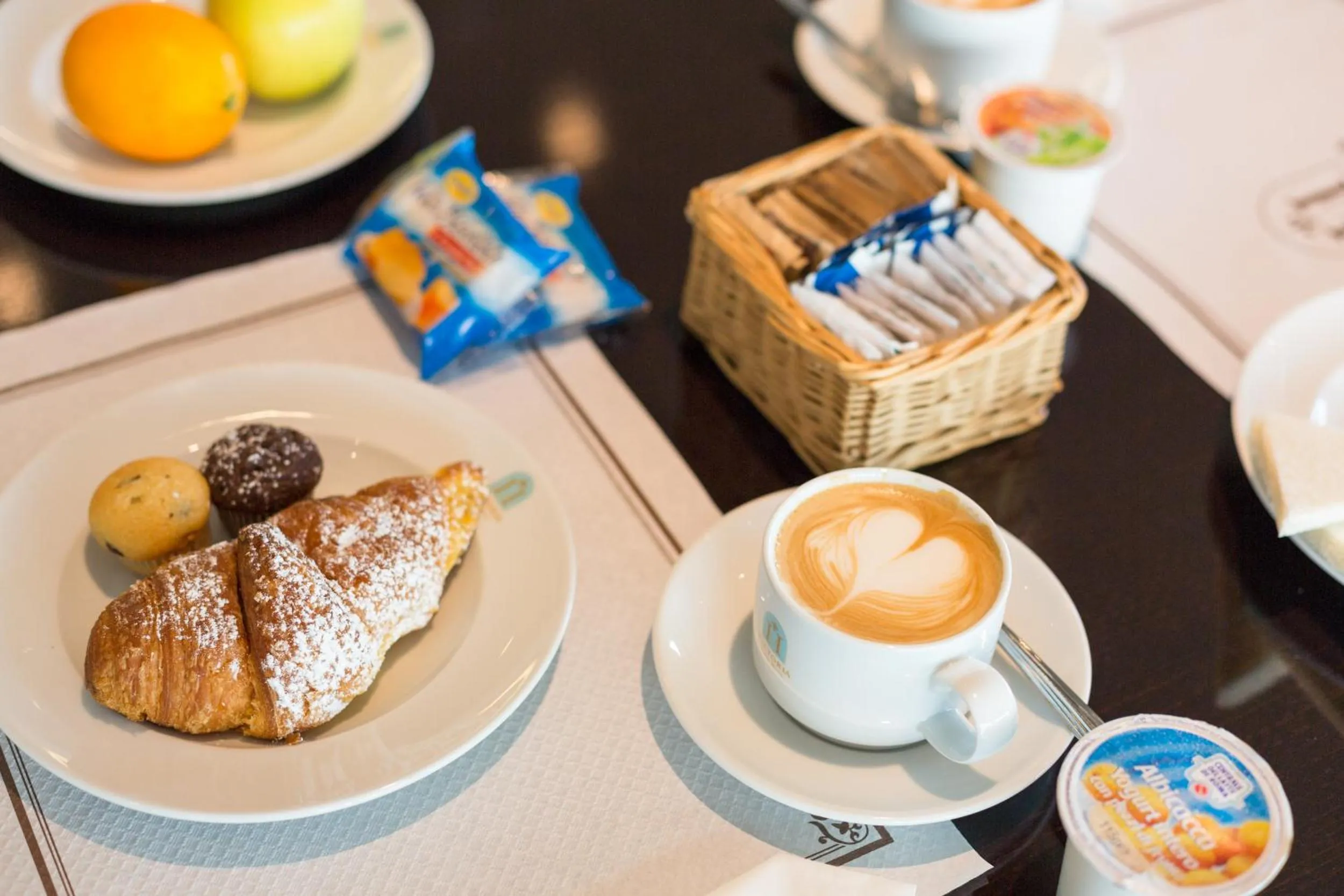 Restaurant/places to eat in Victoria Terme Hotel