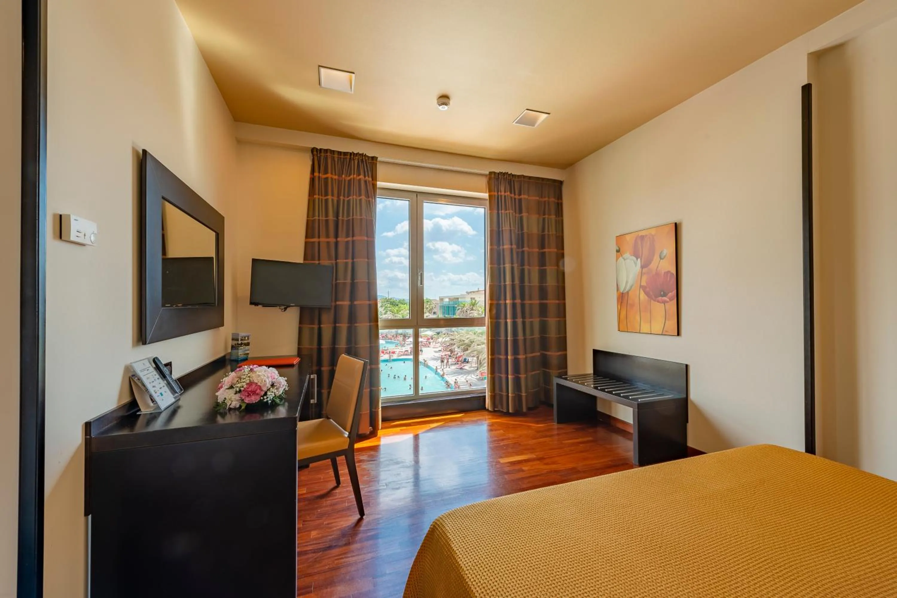 Bedroom, Bed in Victoria Terme Hotel