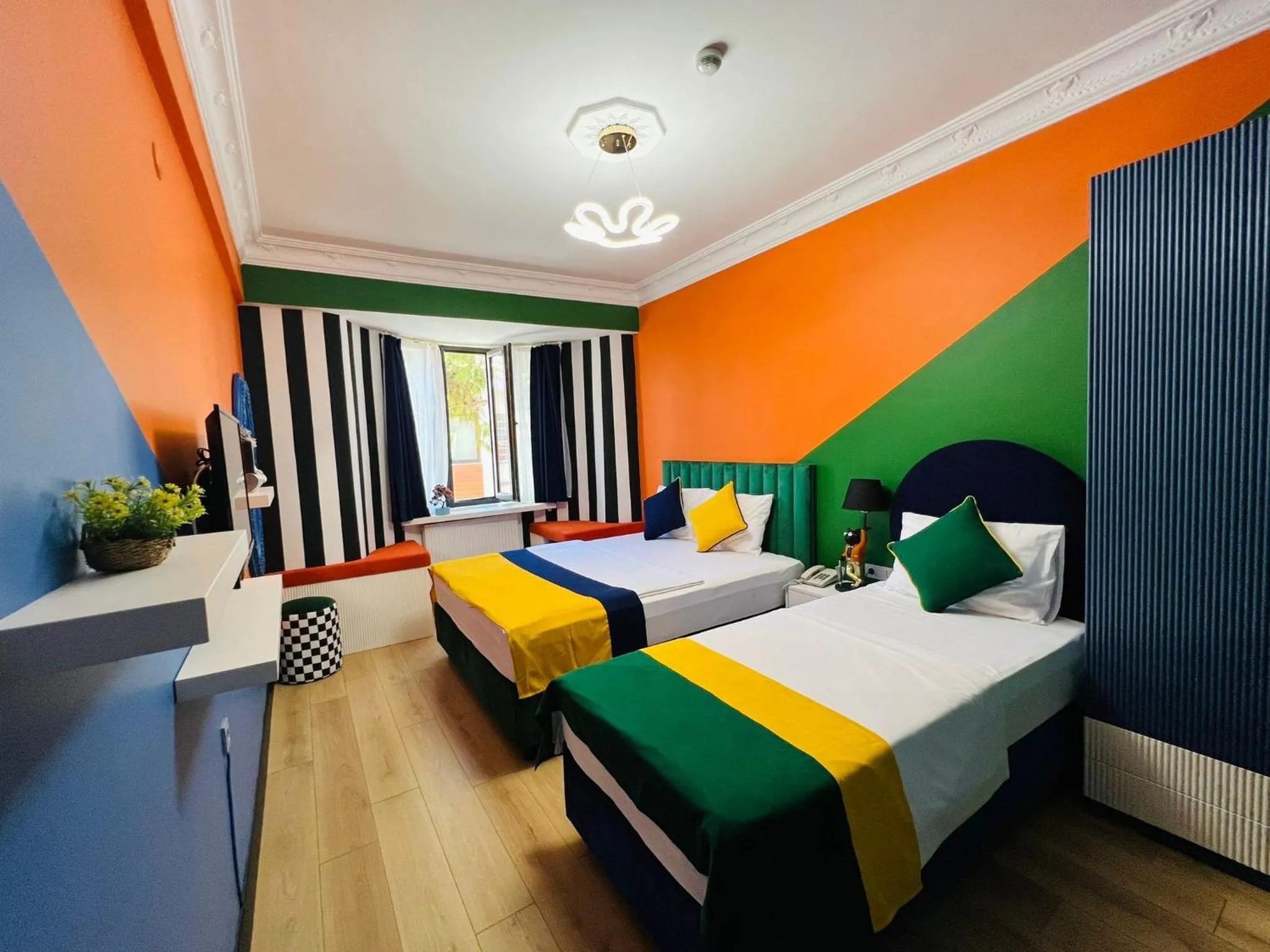 Bedroom in Apex Hotel