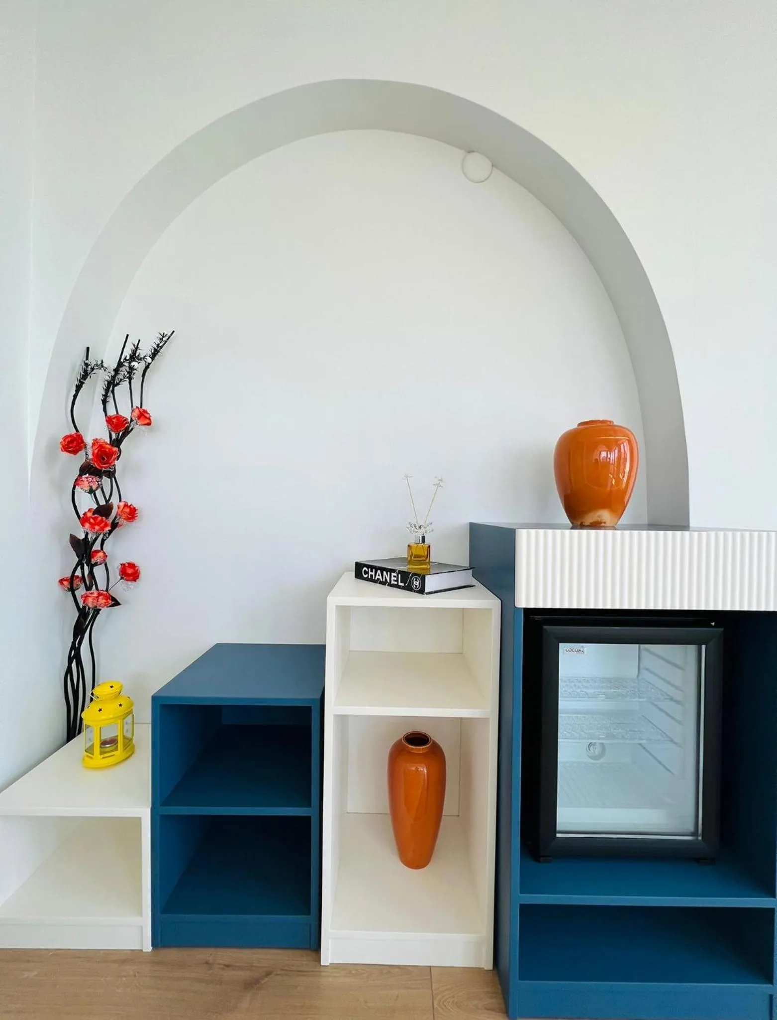 Decorative detail in Apex Hotel