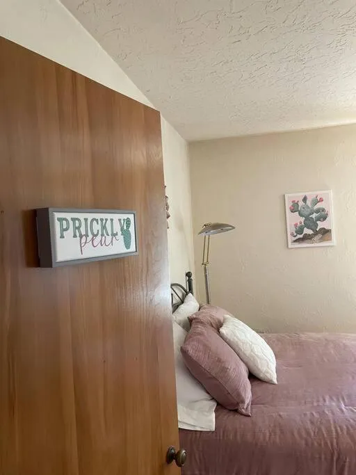 Property logo or sign, Bed in Vintage charm vacation home with modern comforts near Old Town