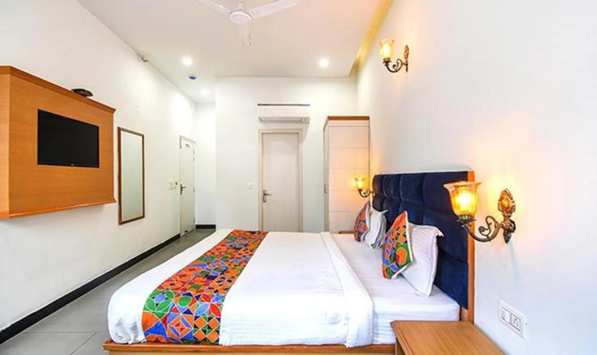 TV and multimedia in FabHotel NH7