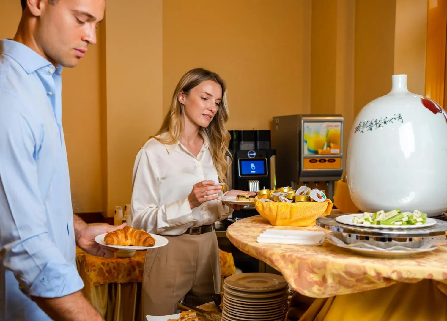 Breakfast in Hotel Tivoli