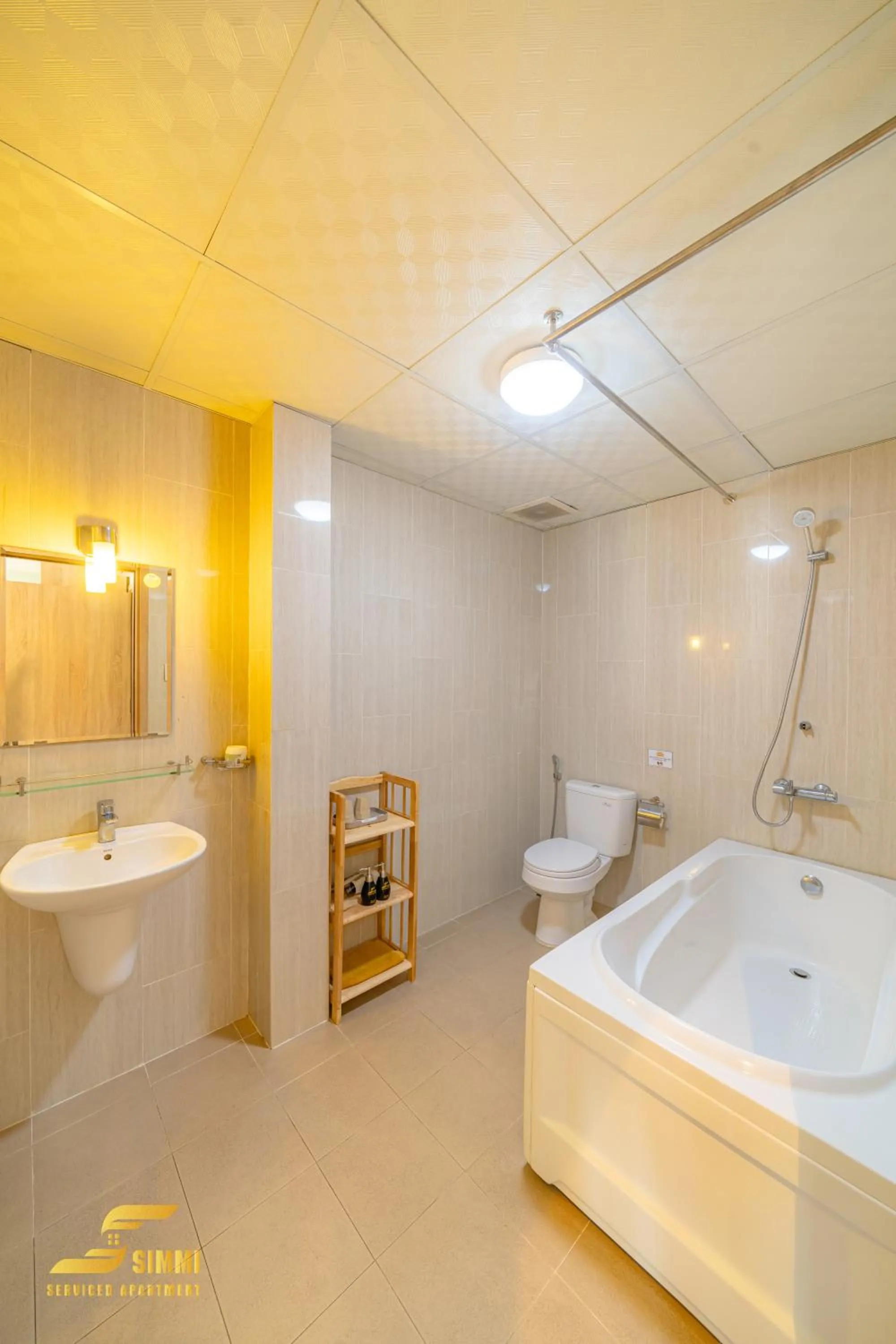 Shower in Simmi 4 Hotel & Apartment Near SECC