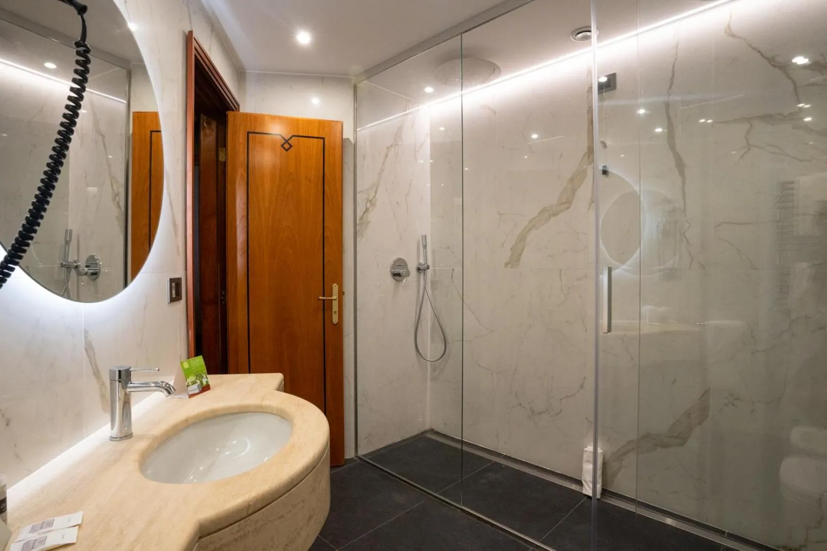 Bathroom in Grand Hotel Duca D'Este