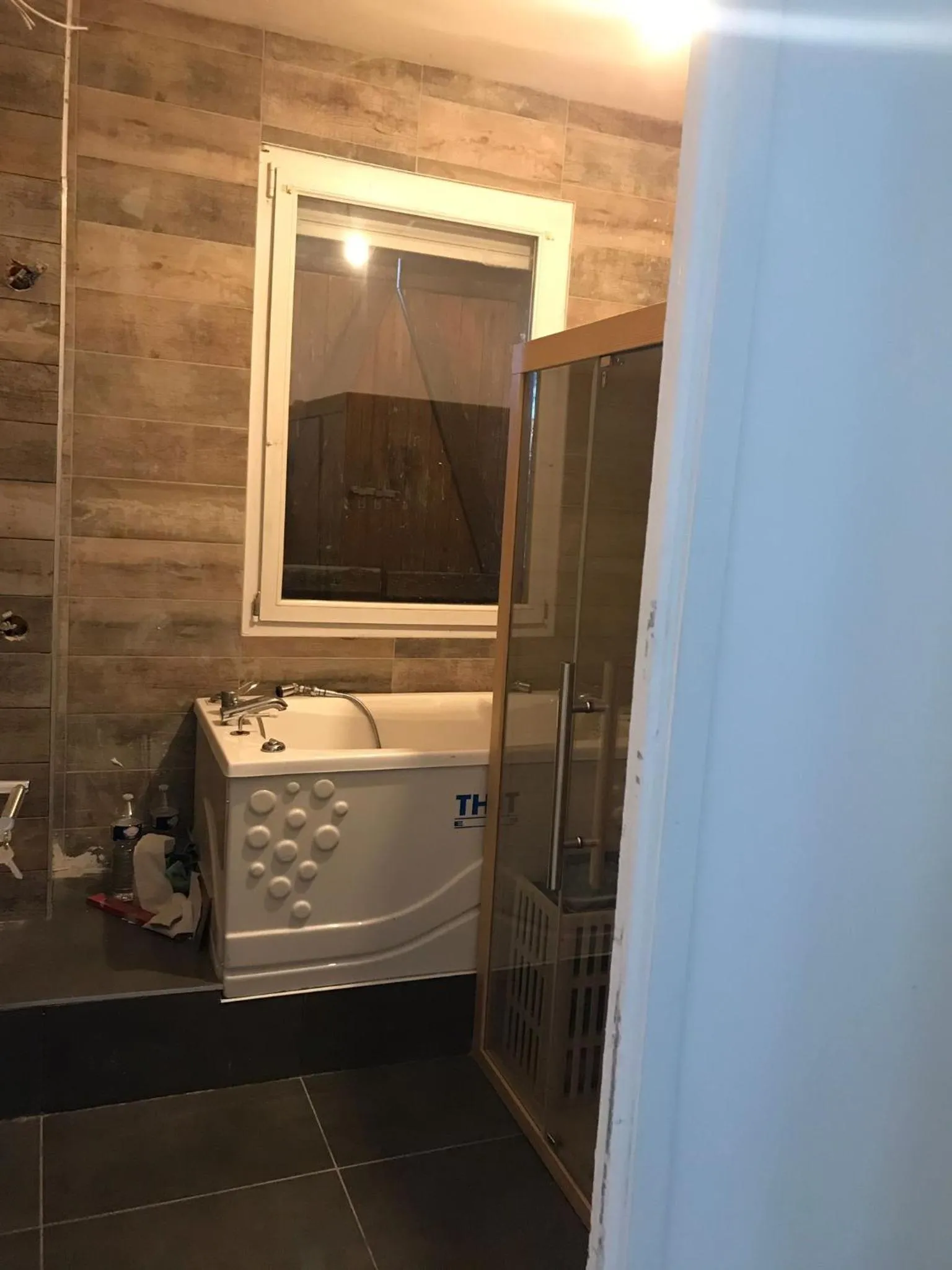 Happy Land Holliday residential