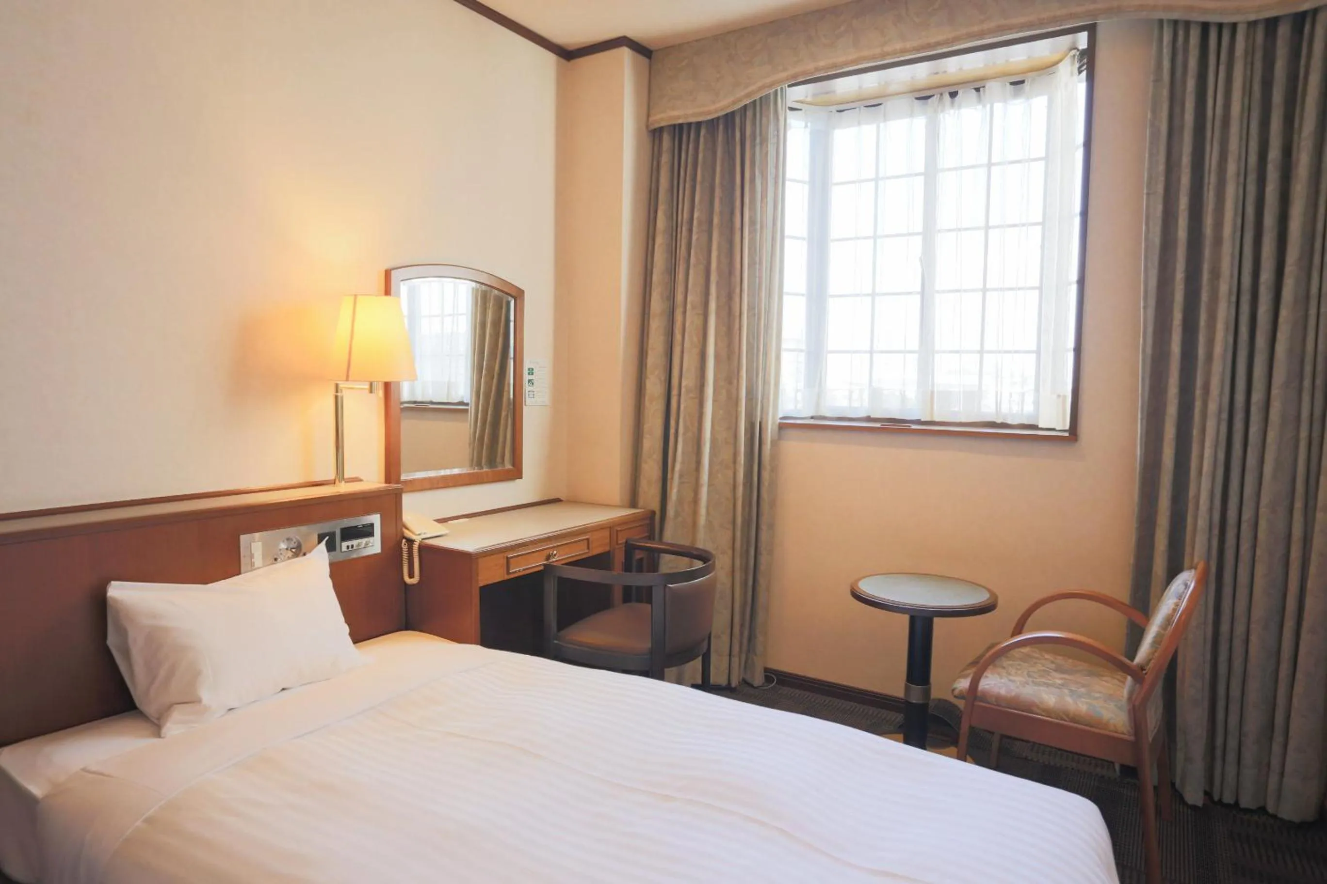 Photo of the whole room, Bed in Hotel Castle Inn Suzuka
