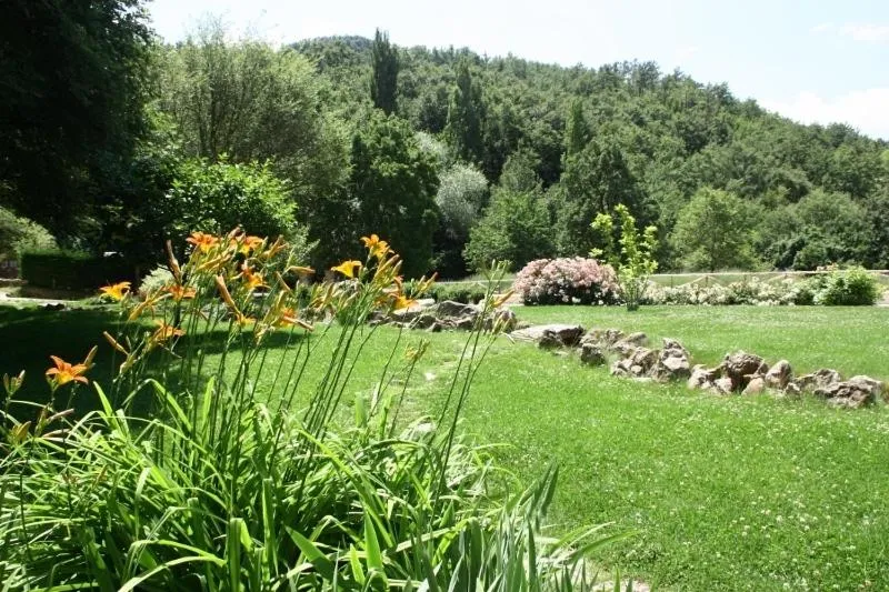 Garden in Agriturismo Le Case