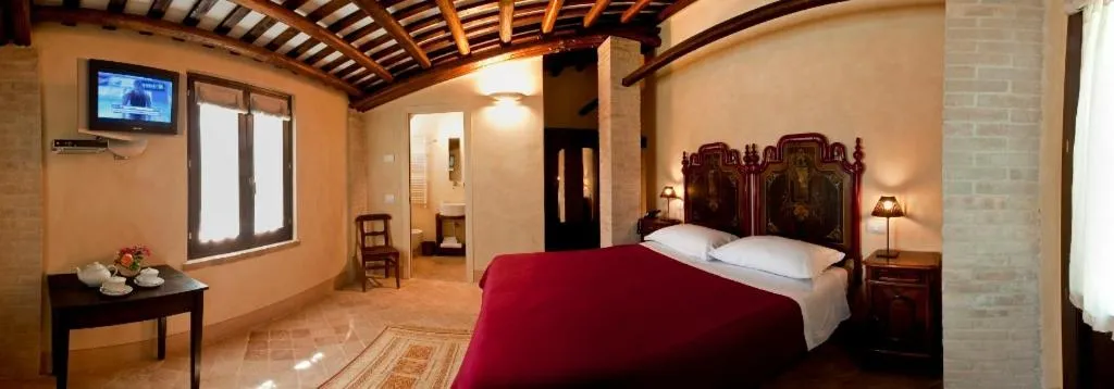 Photo of the whole room, Bed in Agriturismo Le Case