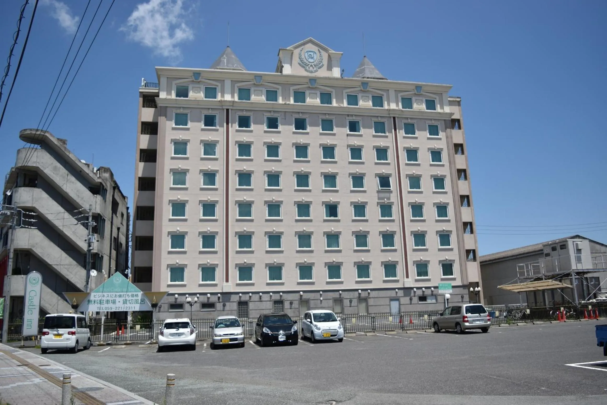 Property building in Hotel Castle Inn Tsu