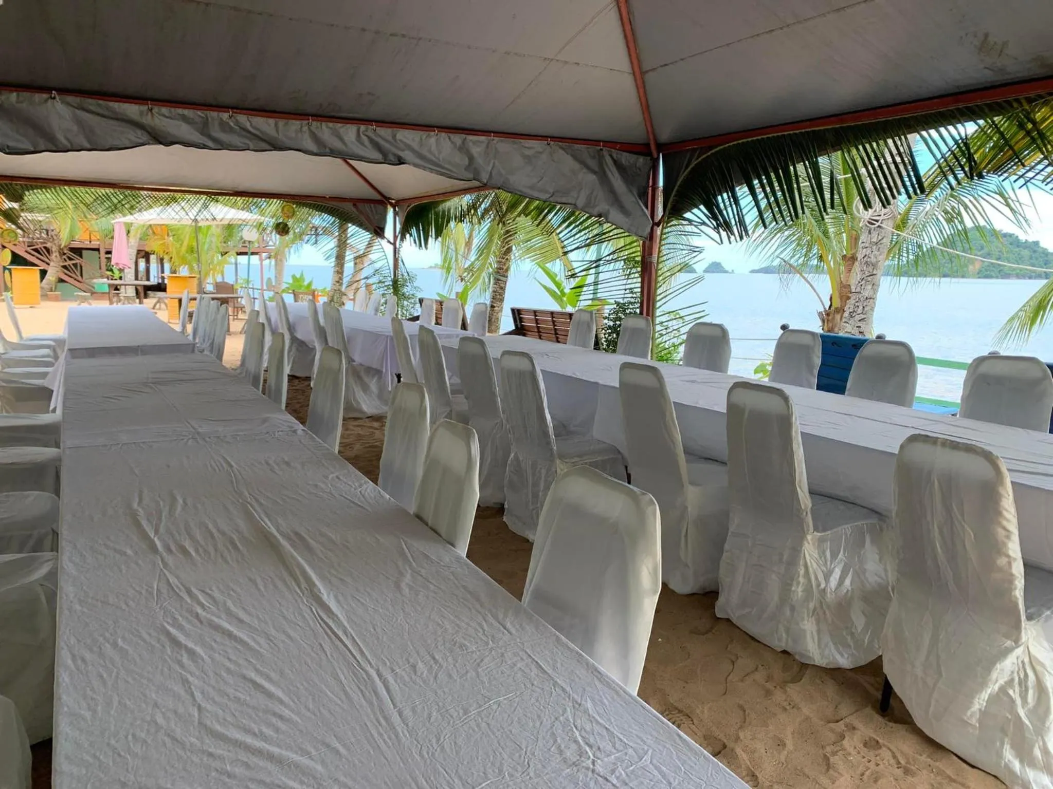 Banquet/Function facilities in Seaside Travellers Inn