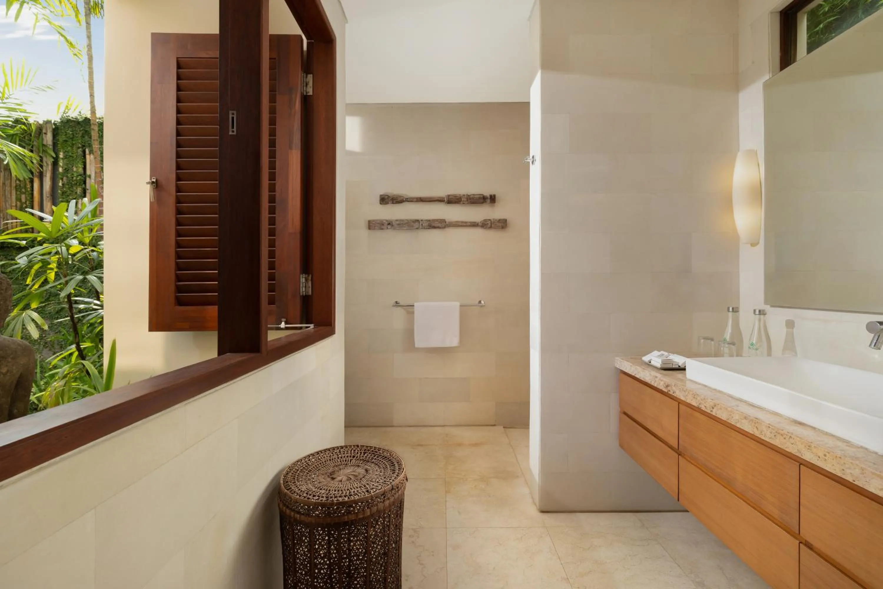 Bathroom in The Suar Seminyak by Nakula