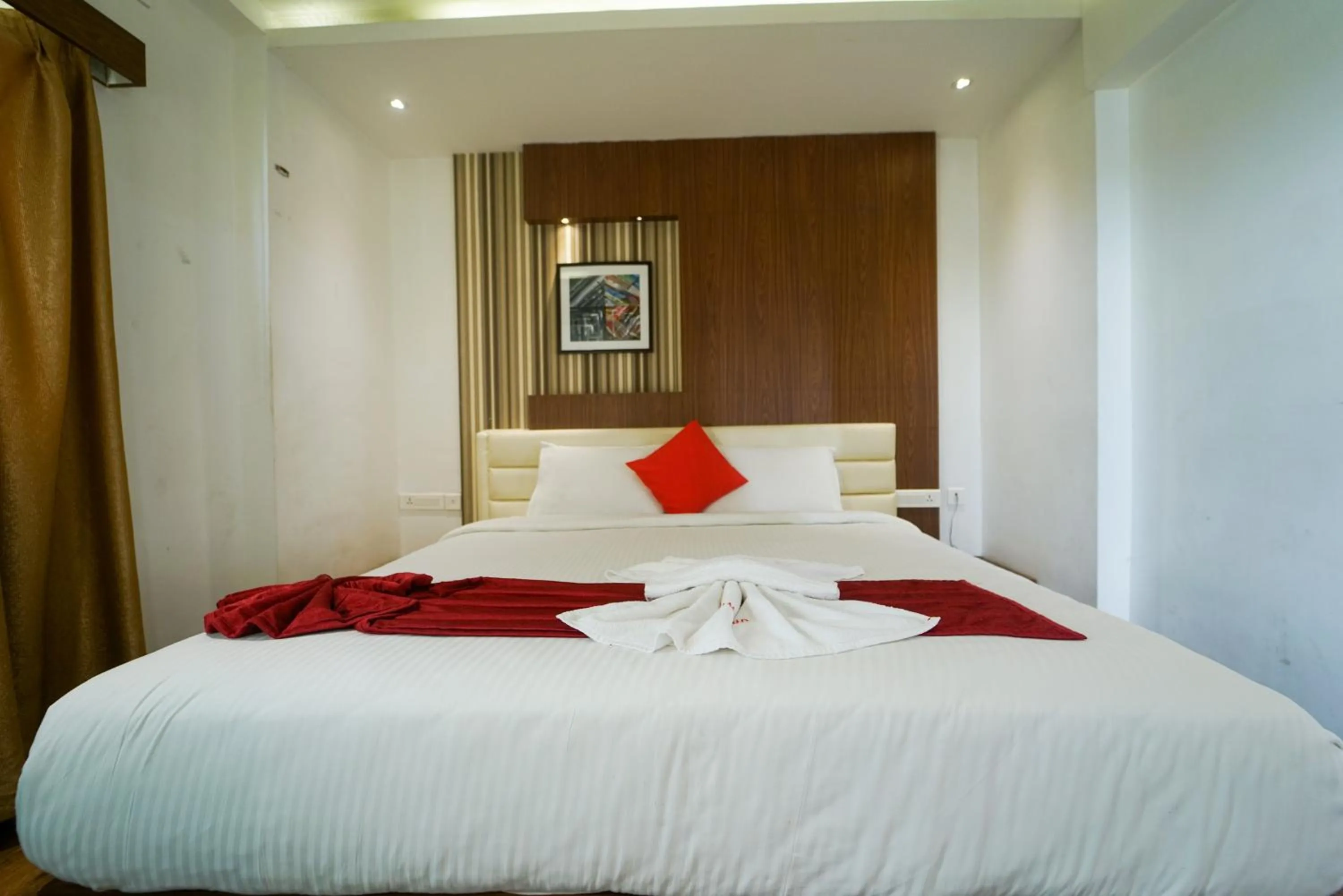 Suite in Emarald Hotel Calicut