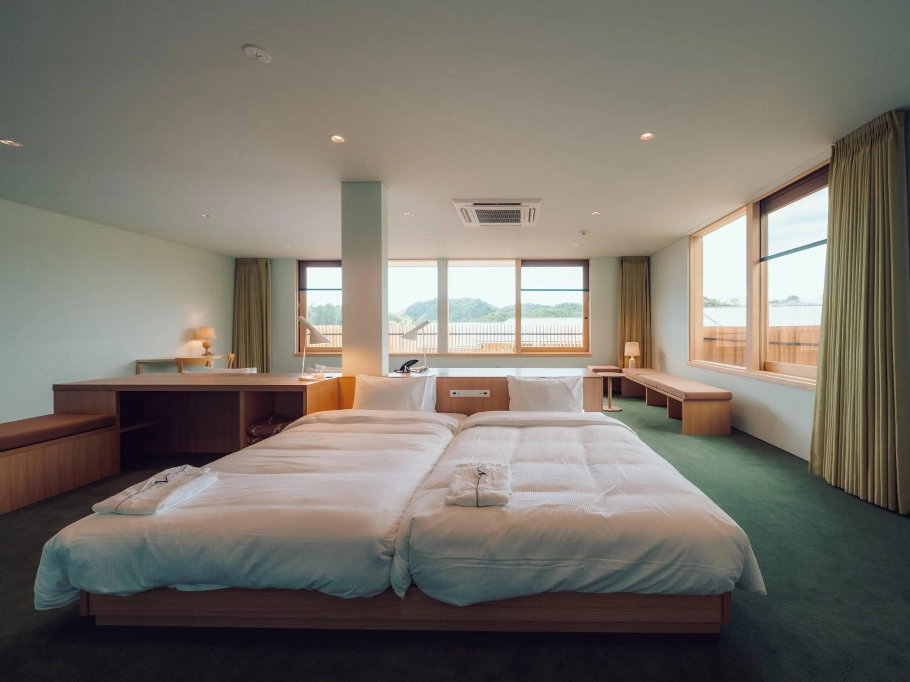 Photo of the whole room, Bed in Hatago Vison