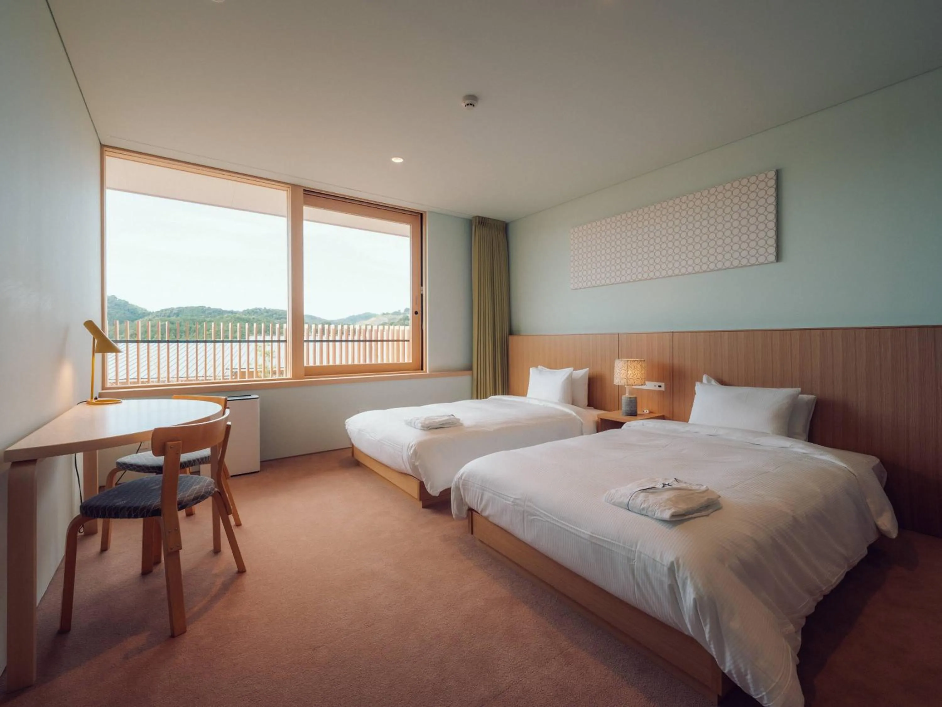 Photo of the whole room, Bed in Hatago Vison