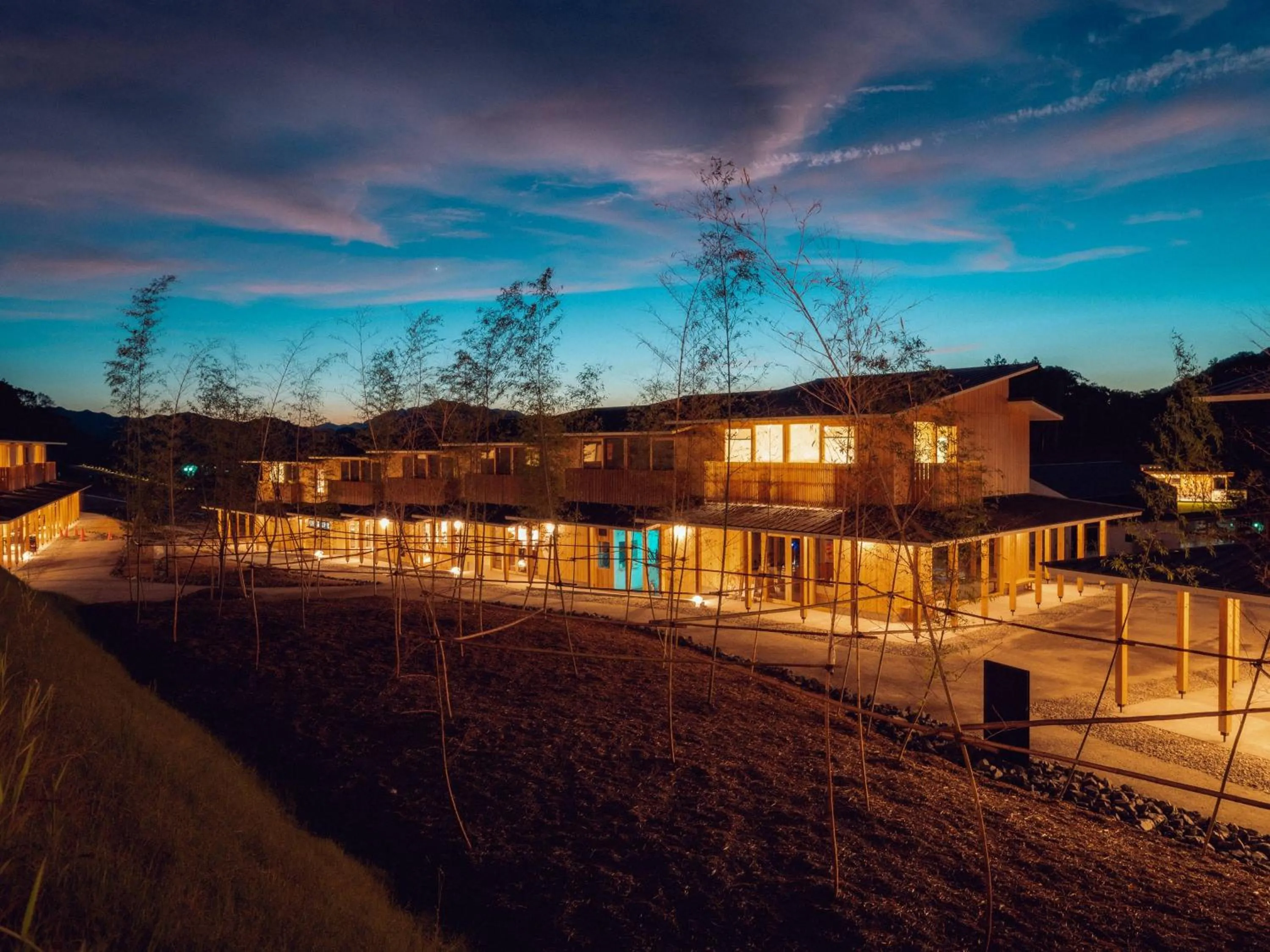 Property building in Hatago Vison