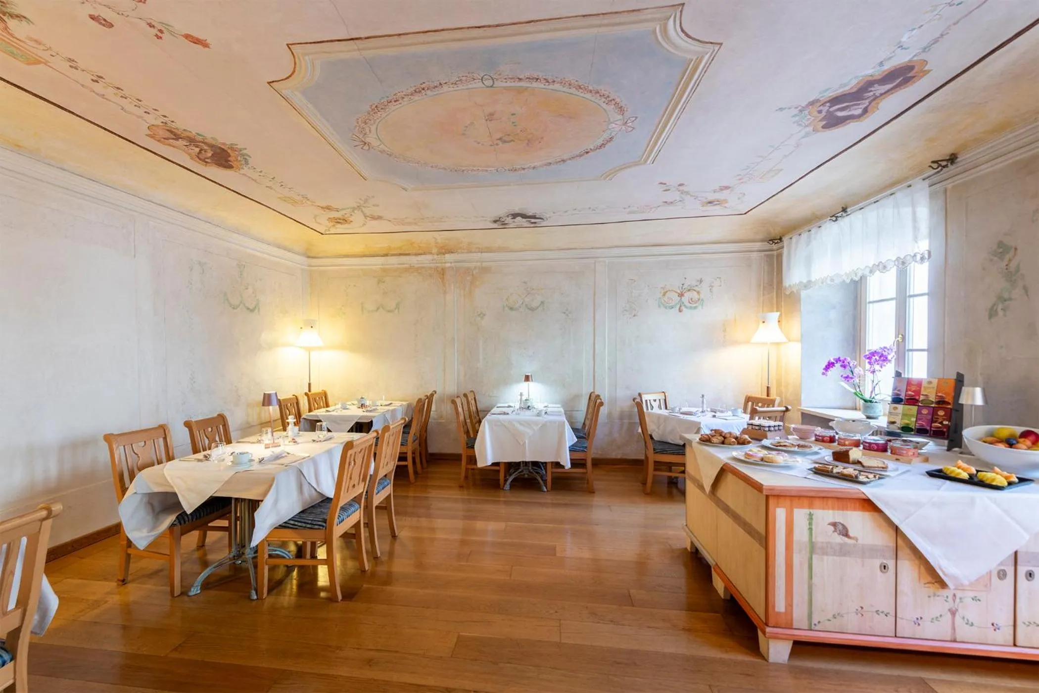 Food and drinks in Hotel Relais Orsingher