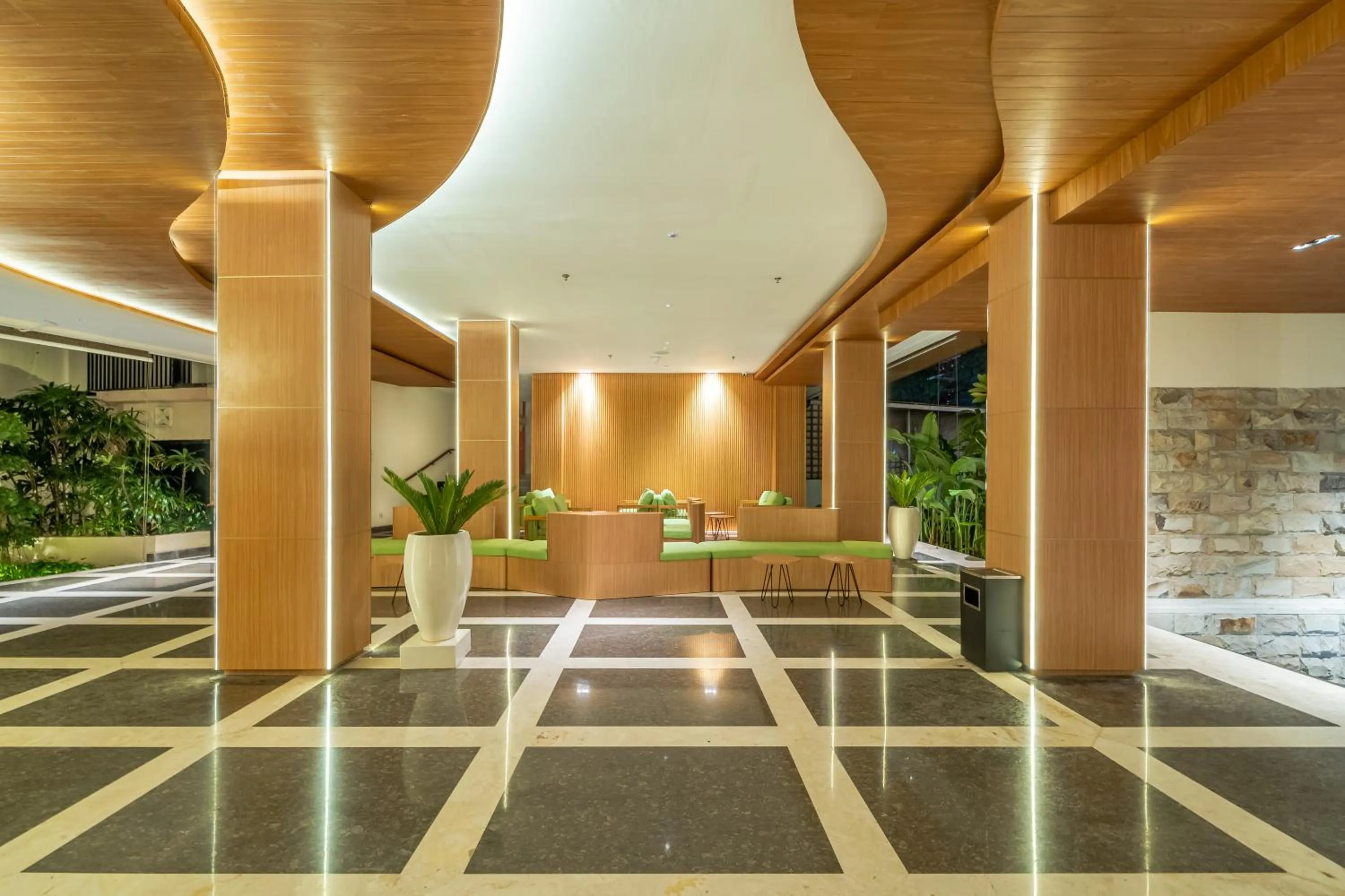 Lobby or reception in Cross Vibe Paasha Atelier Bali Kuta