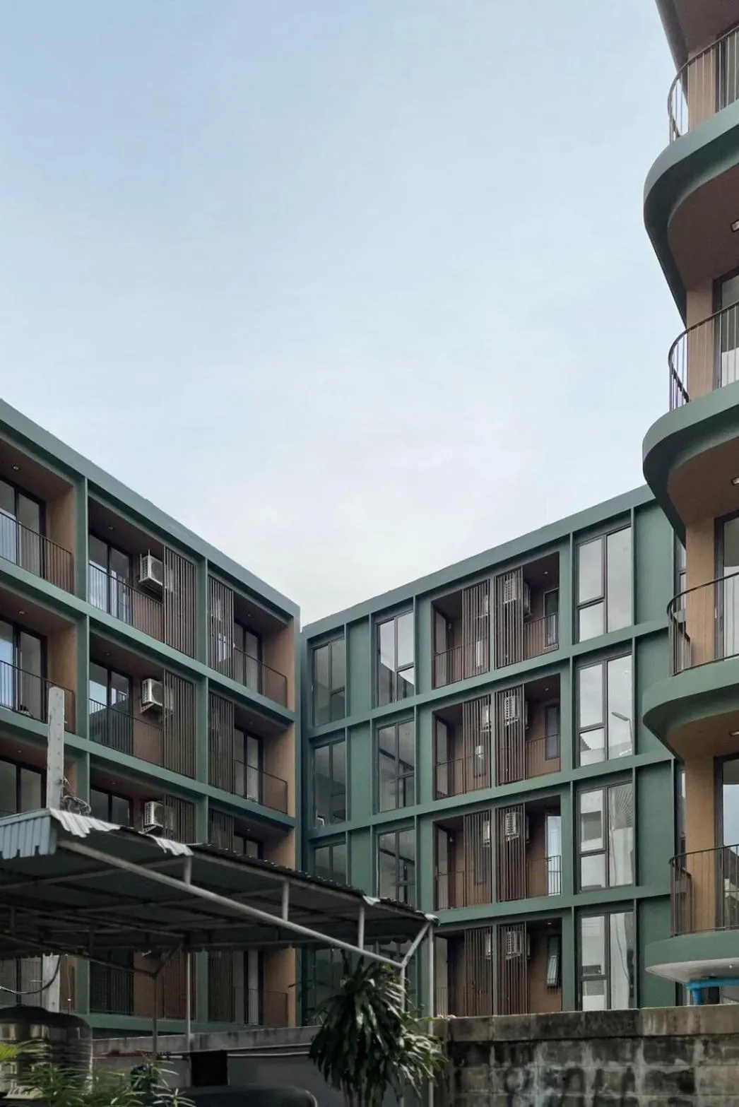 Property building in POP Heritage Residence