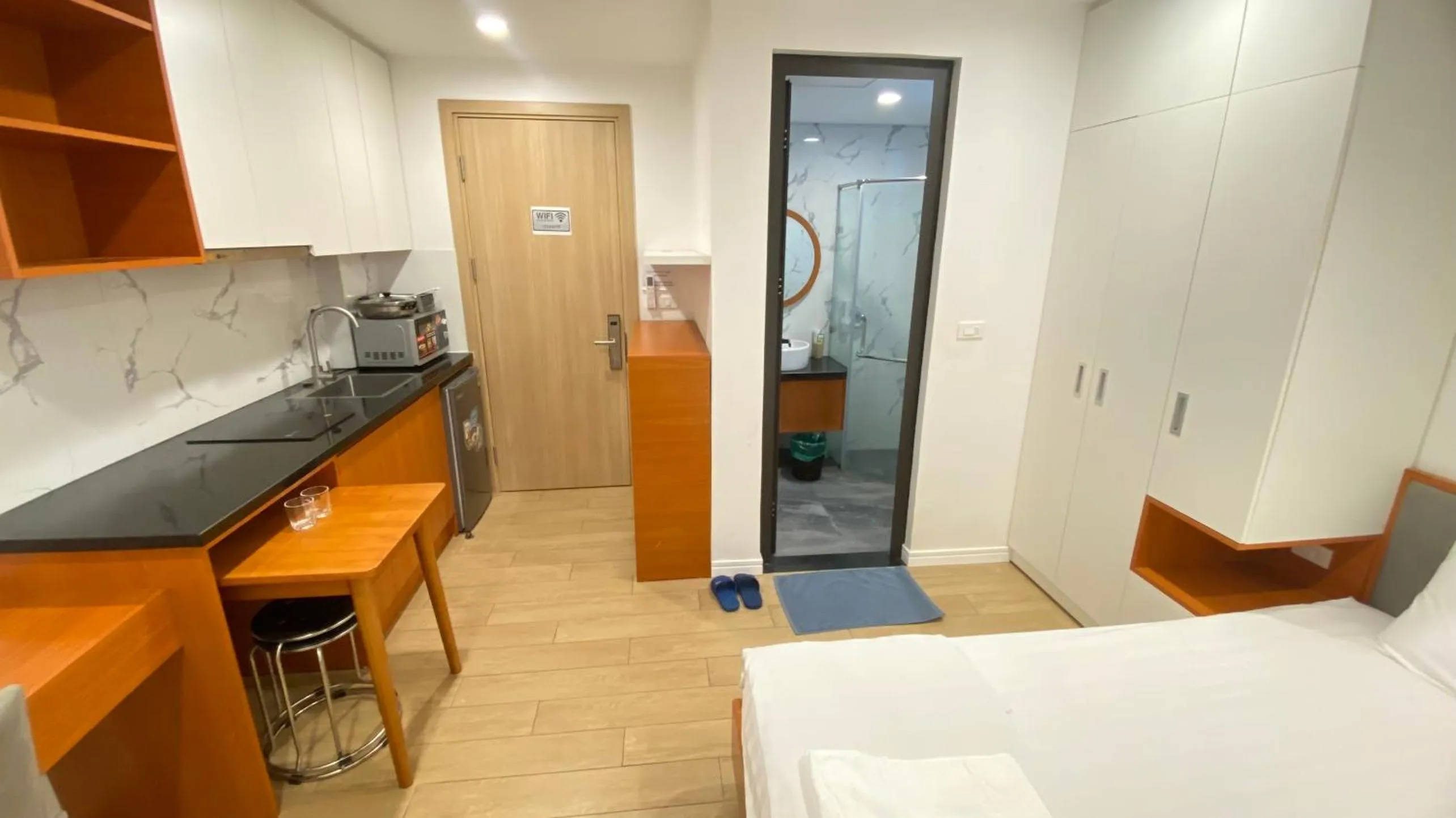 Bed in Era Cozy Apartment